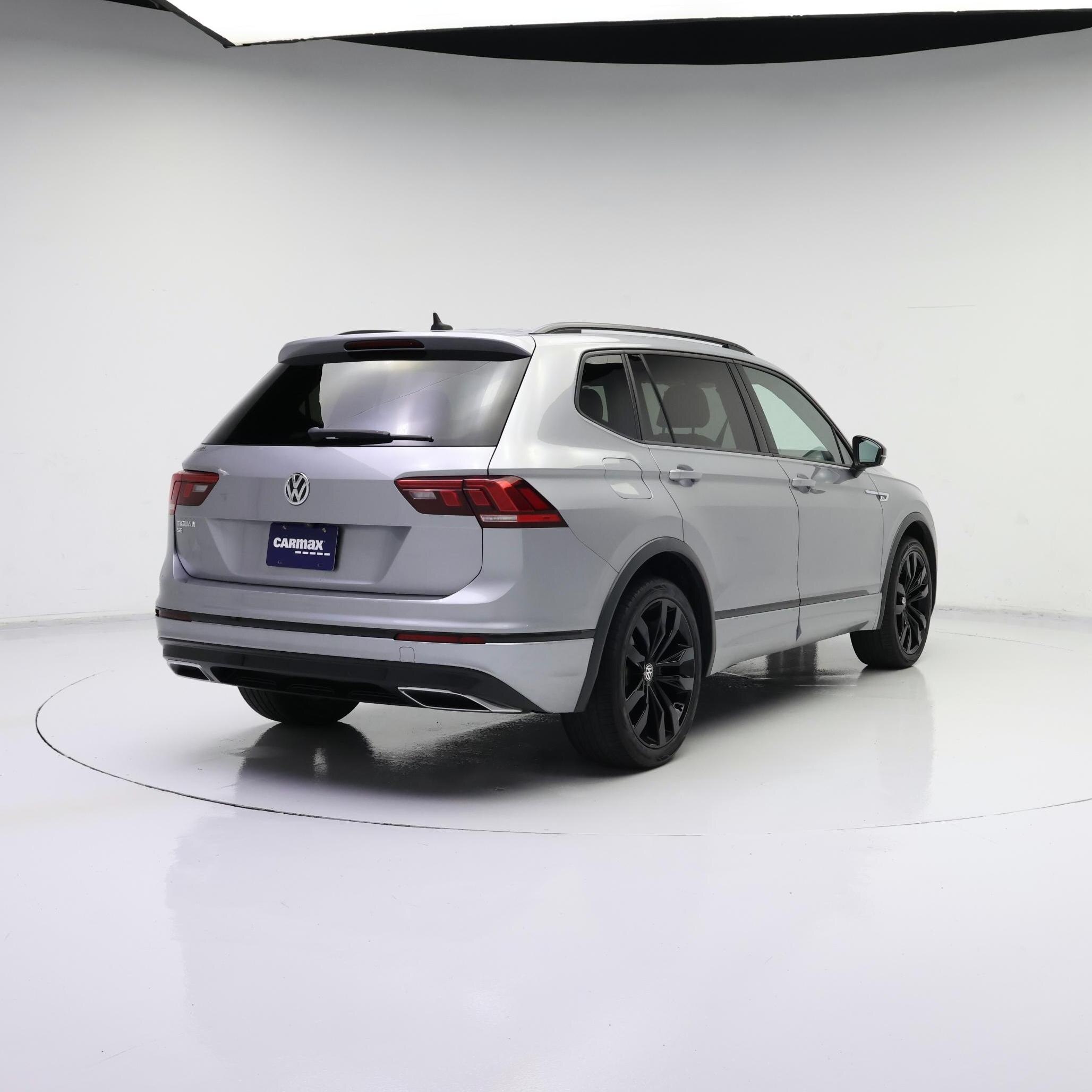 Thumbnail: 2021 Volkswagen Tiguan - 8