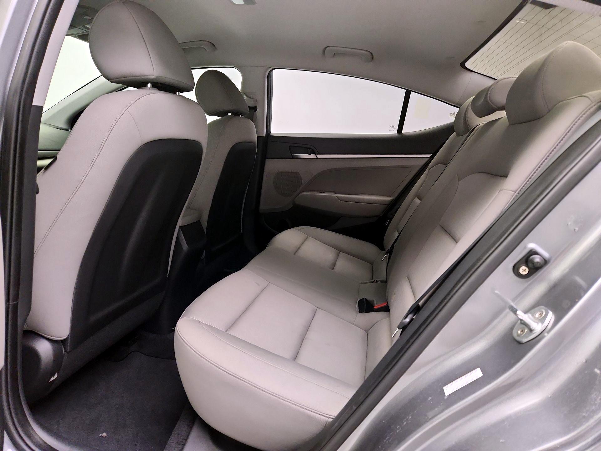 Thumbnail: 2018 Hyundai Elantra - 18