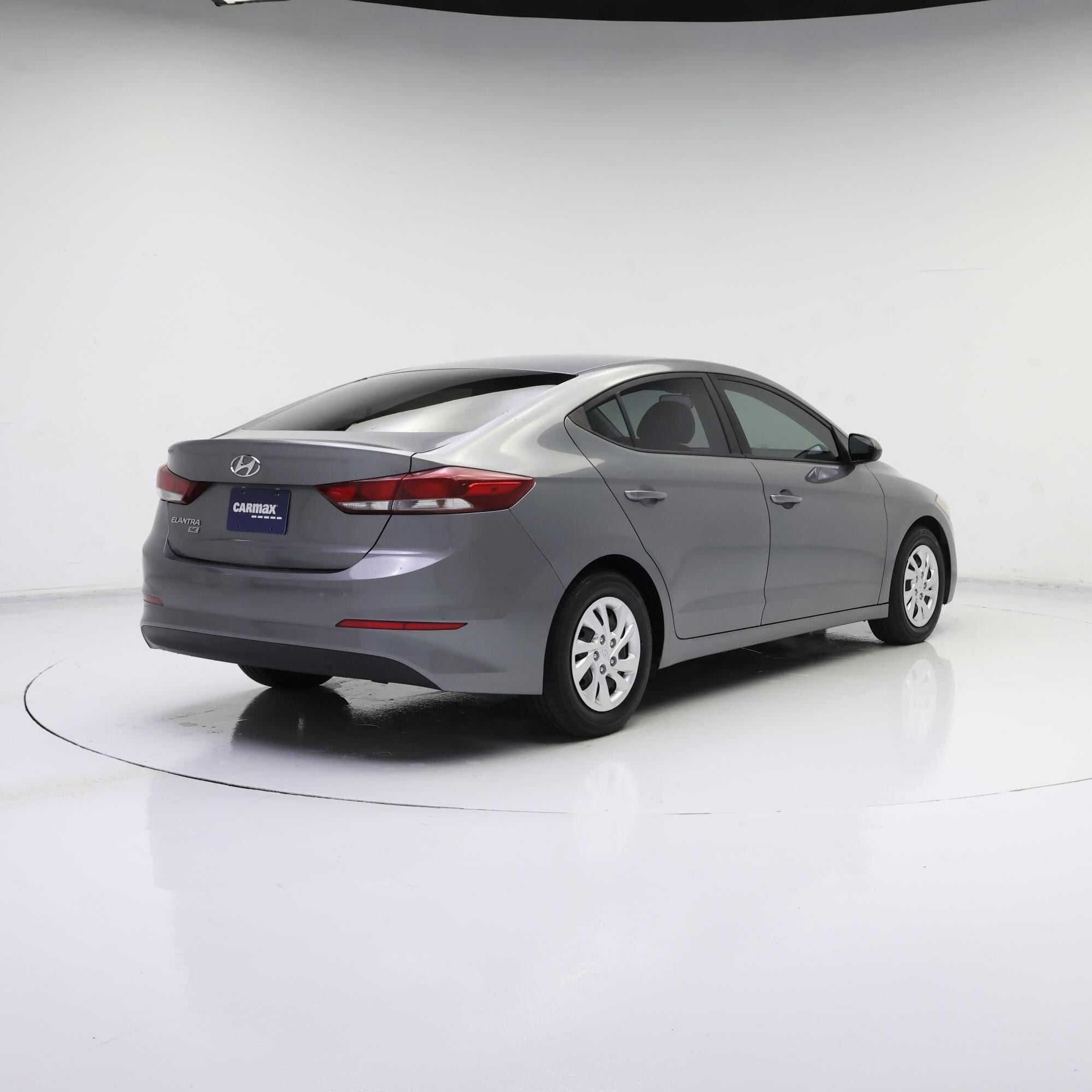 Thumbnail: 2018 Hyundai Elantra - 8
