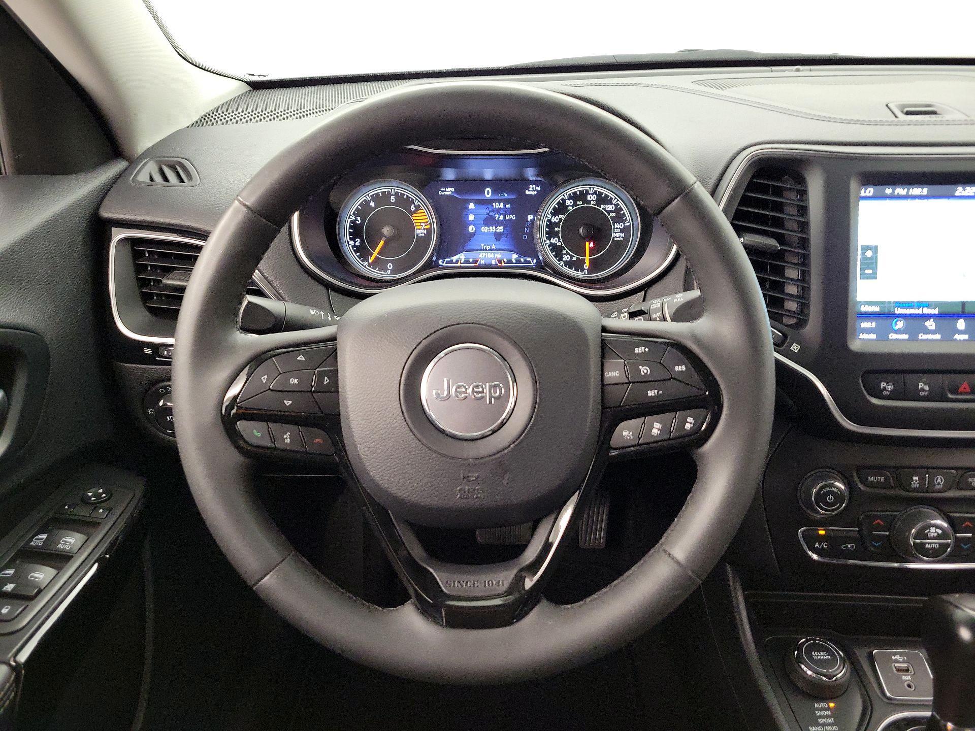 Thumbnail: 2023 Jeep Cherokee - 10