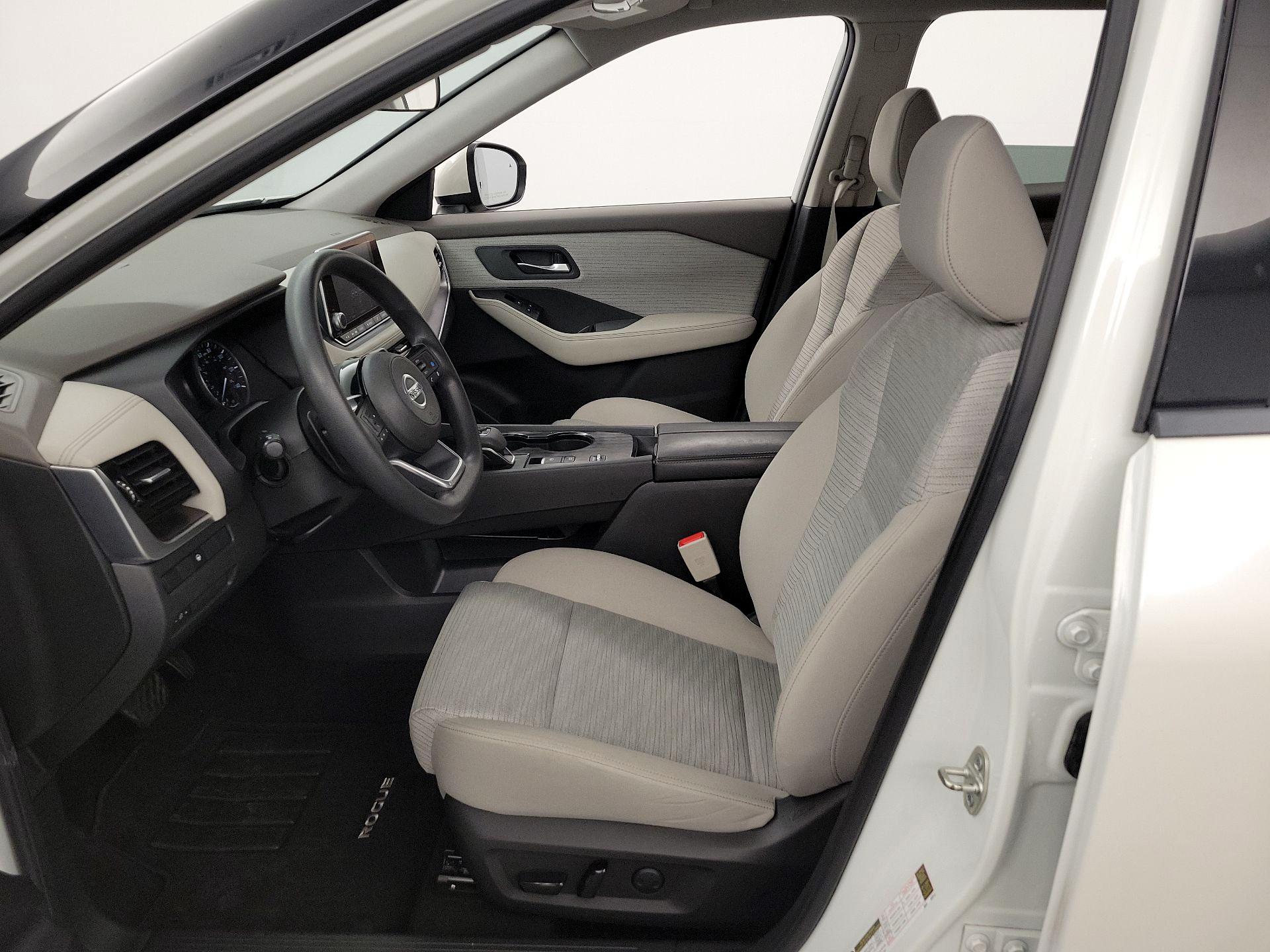 Thumbnail: 2021 Nissan Rogue - 11