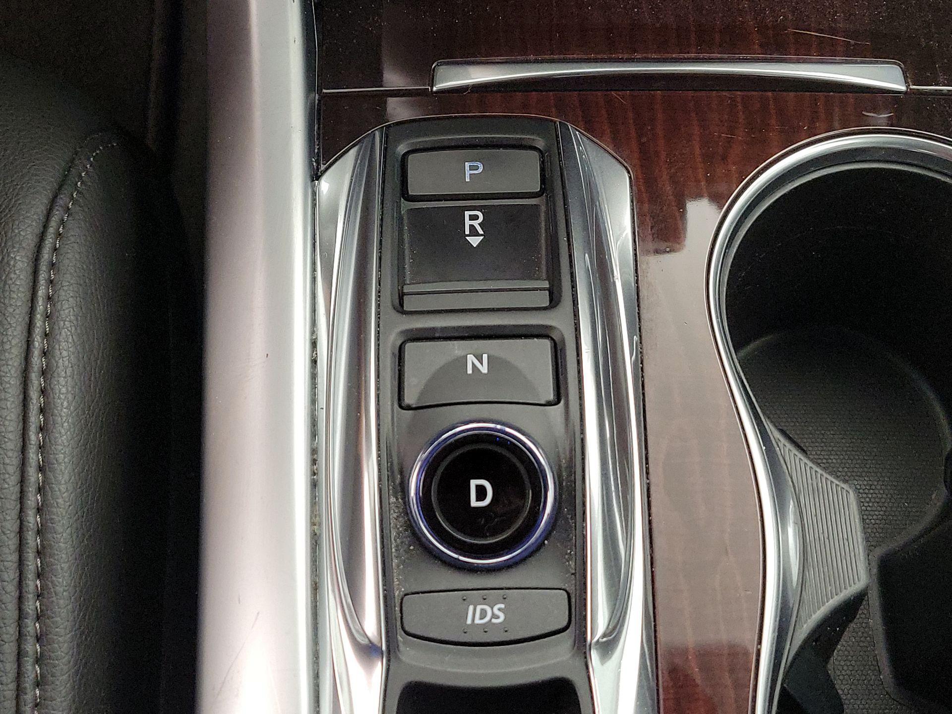Thumbnail: 2016 Acura TLX - 17