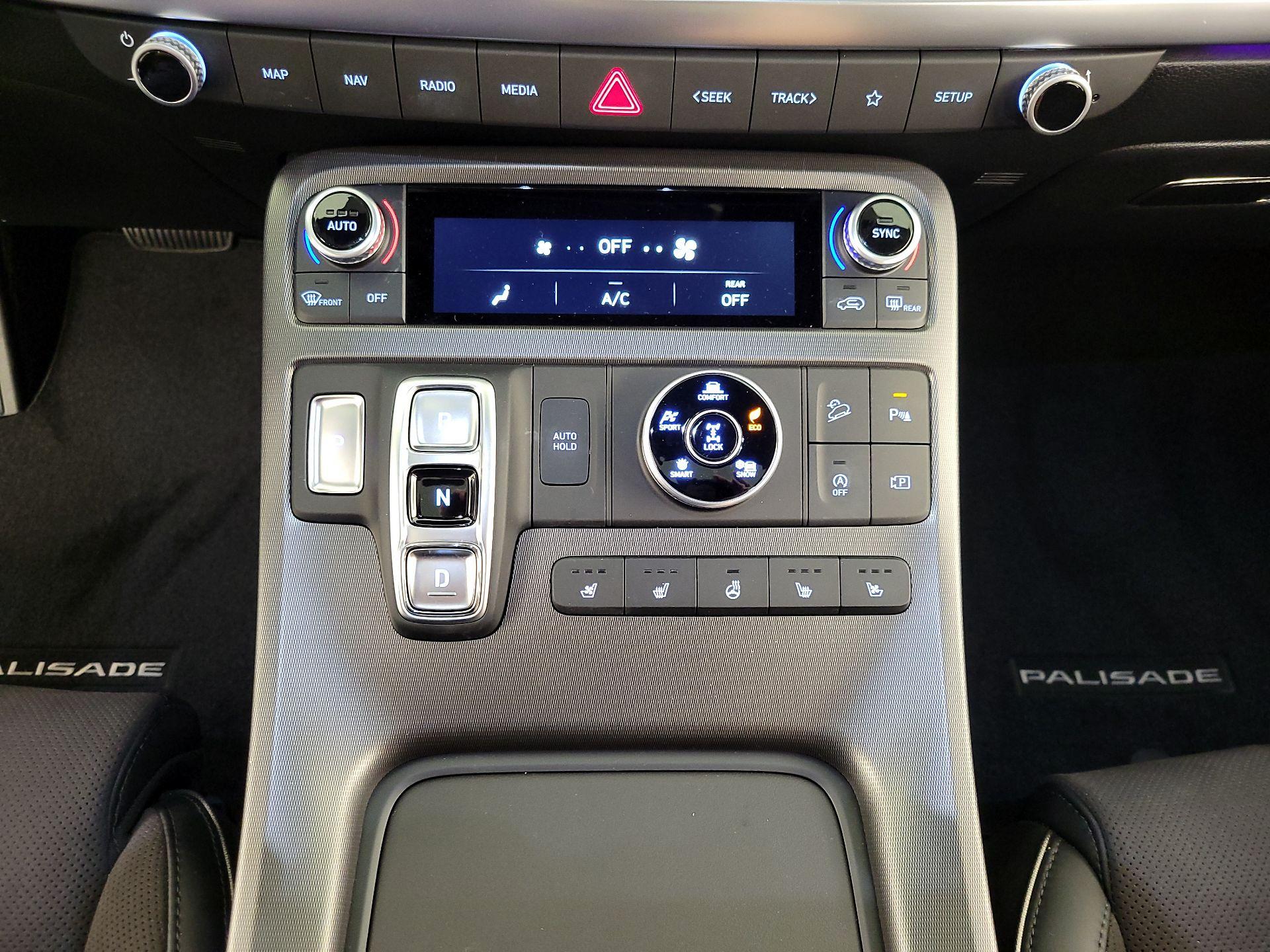 Thumbnail: 2025 Hyundai Palisade - 16