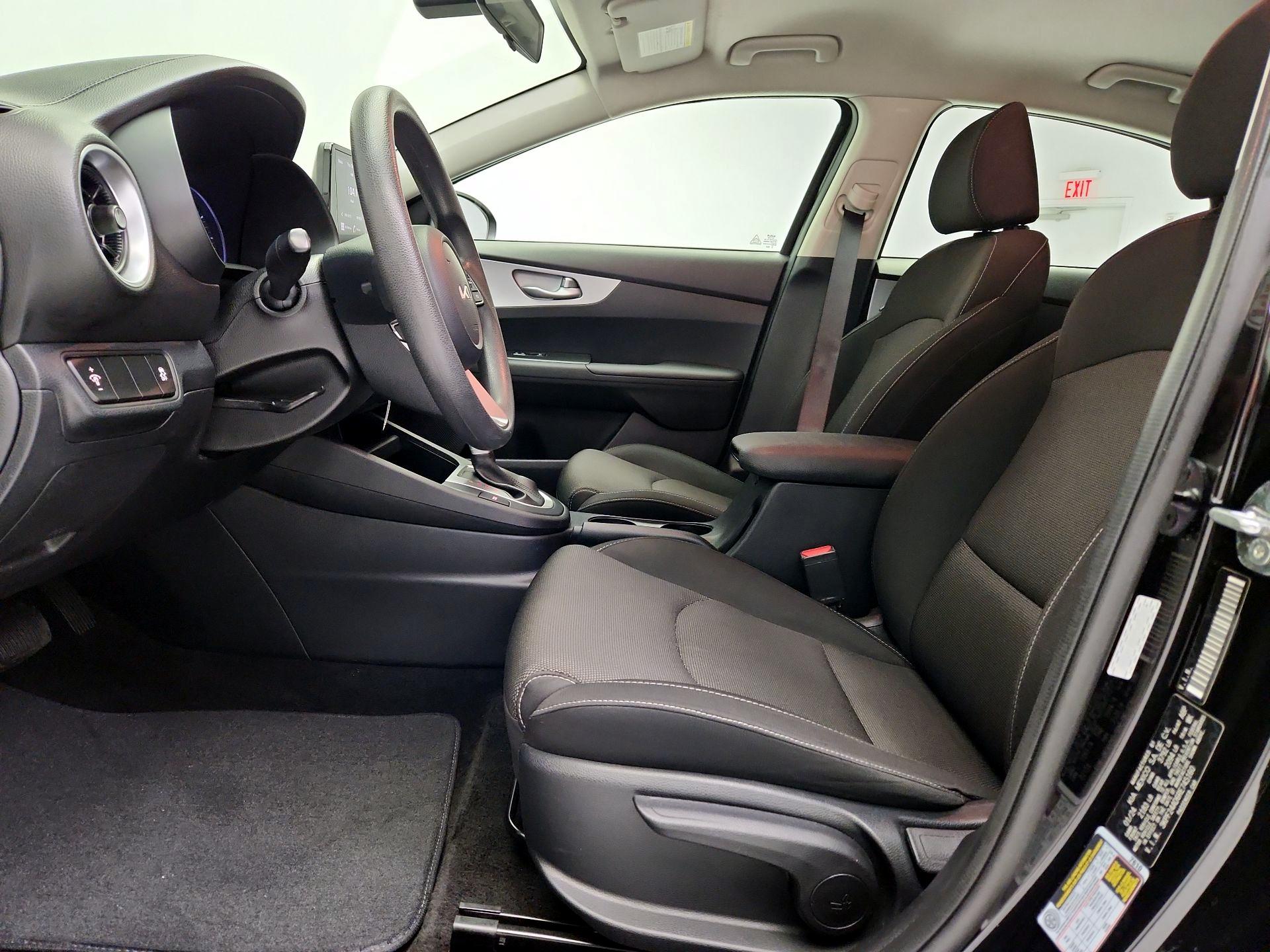 Thumbnail: 2024 Kia Forte - 11