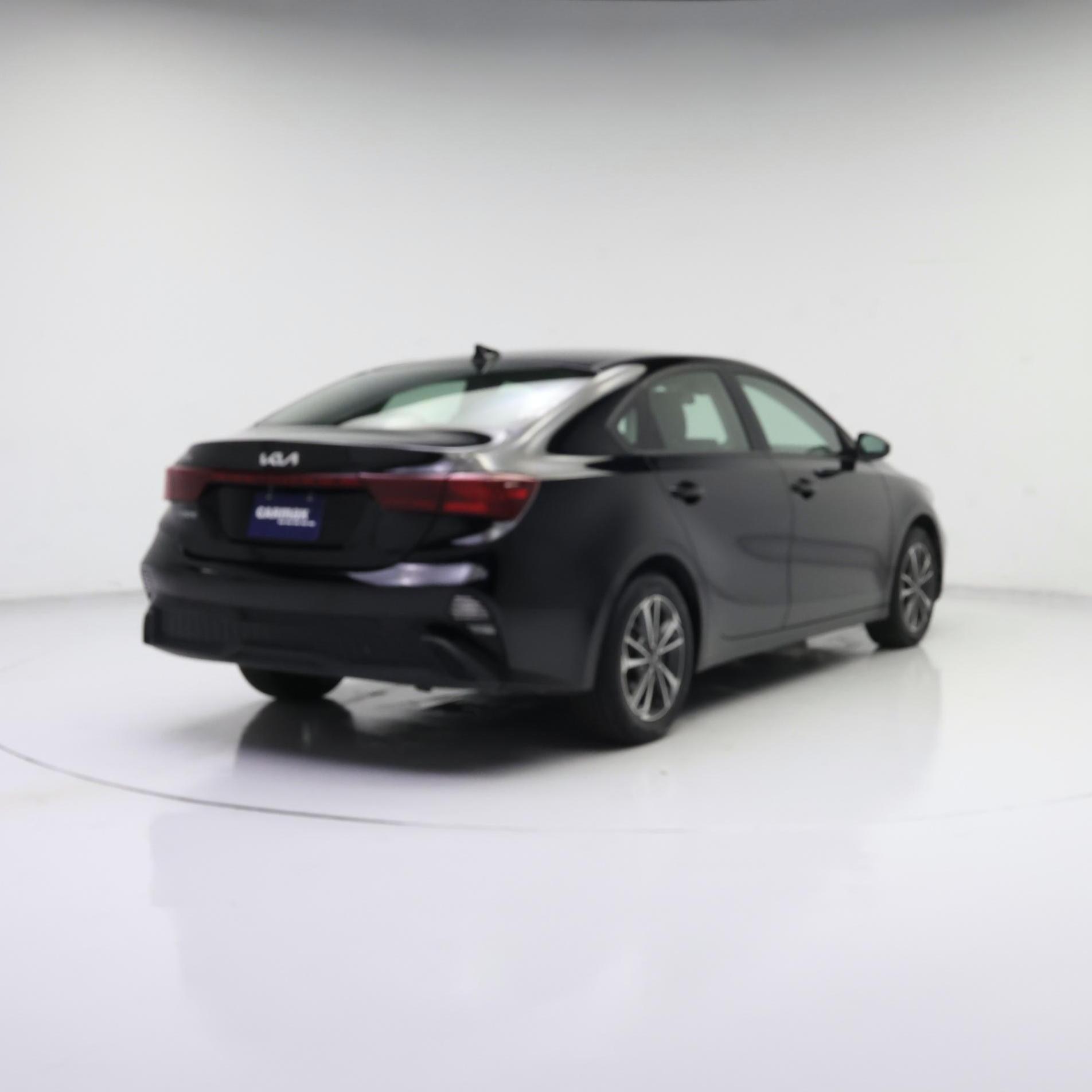 Thumbnail: 2024 Kia Forte - 8