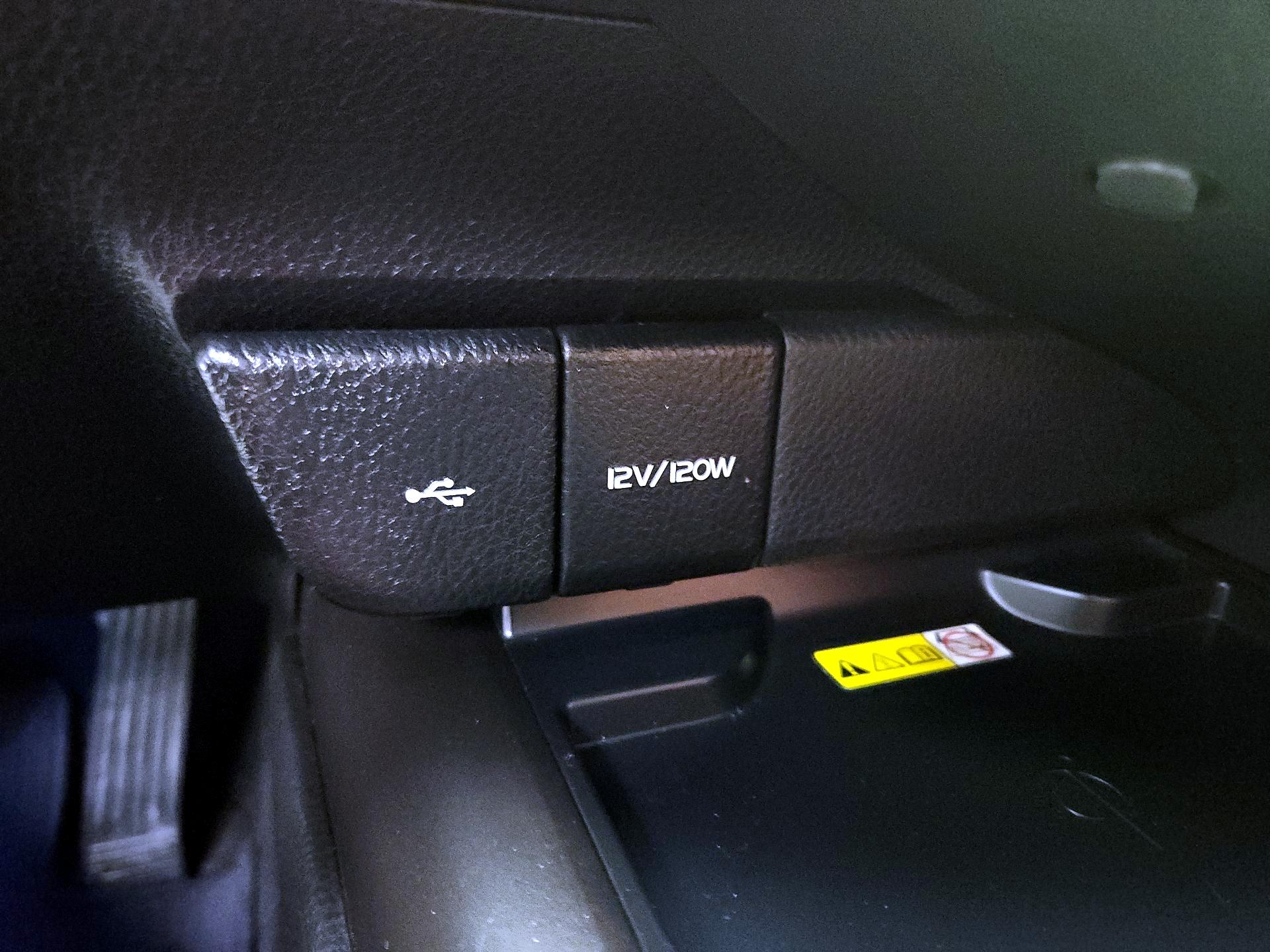 Thumbnail: 2022 Toyota Camry - 18