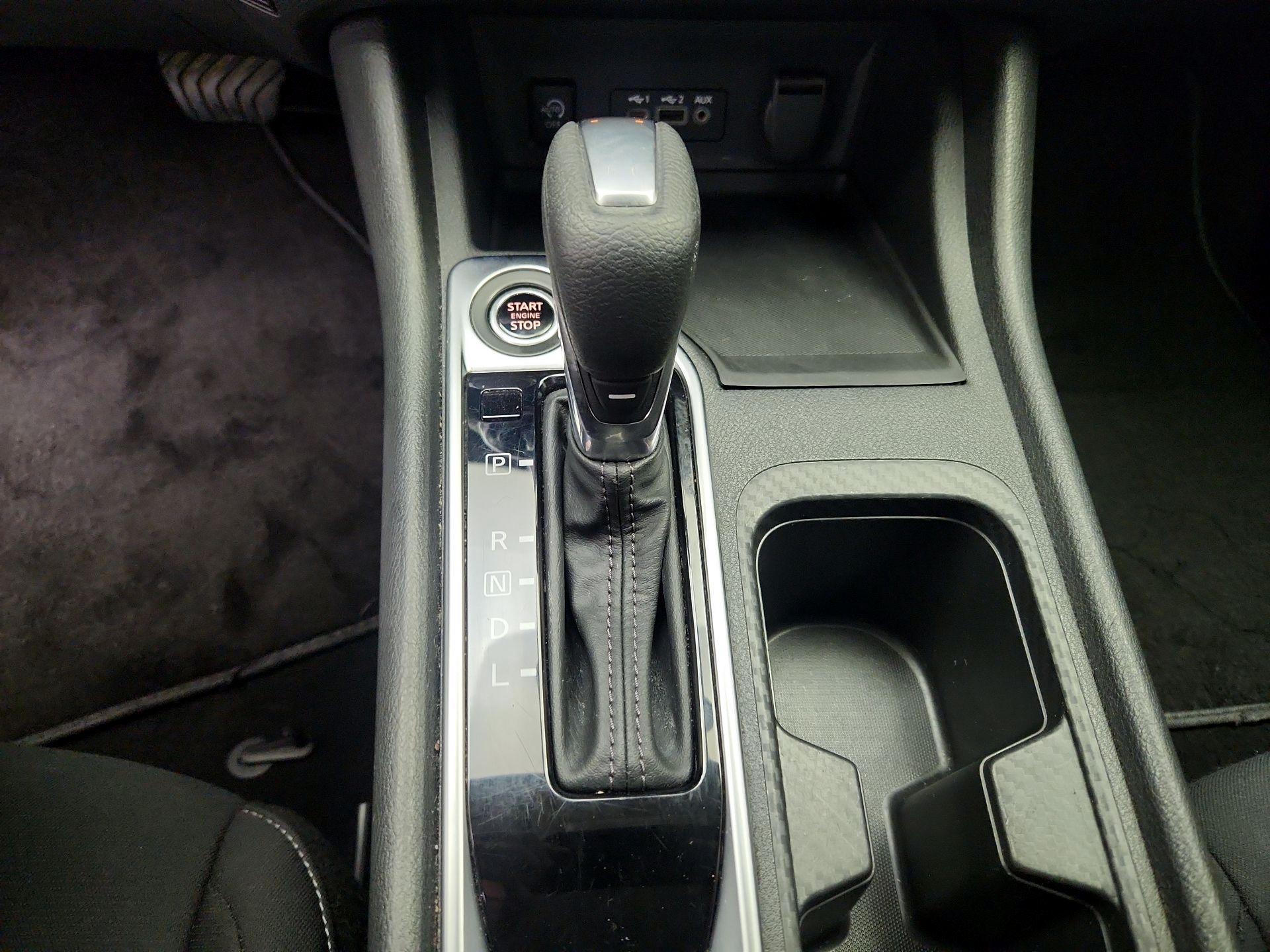 Thumbnail: 2024 Nissan Sentra - 17