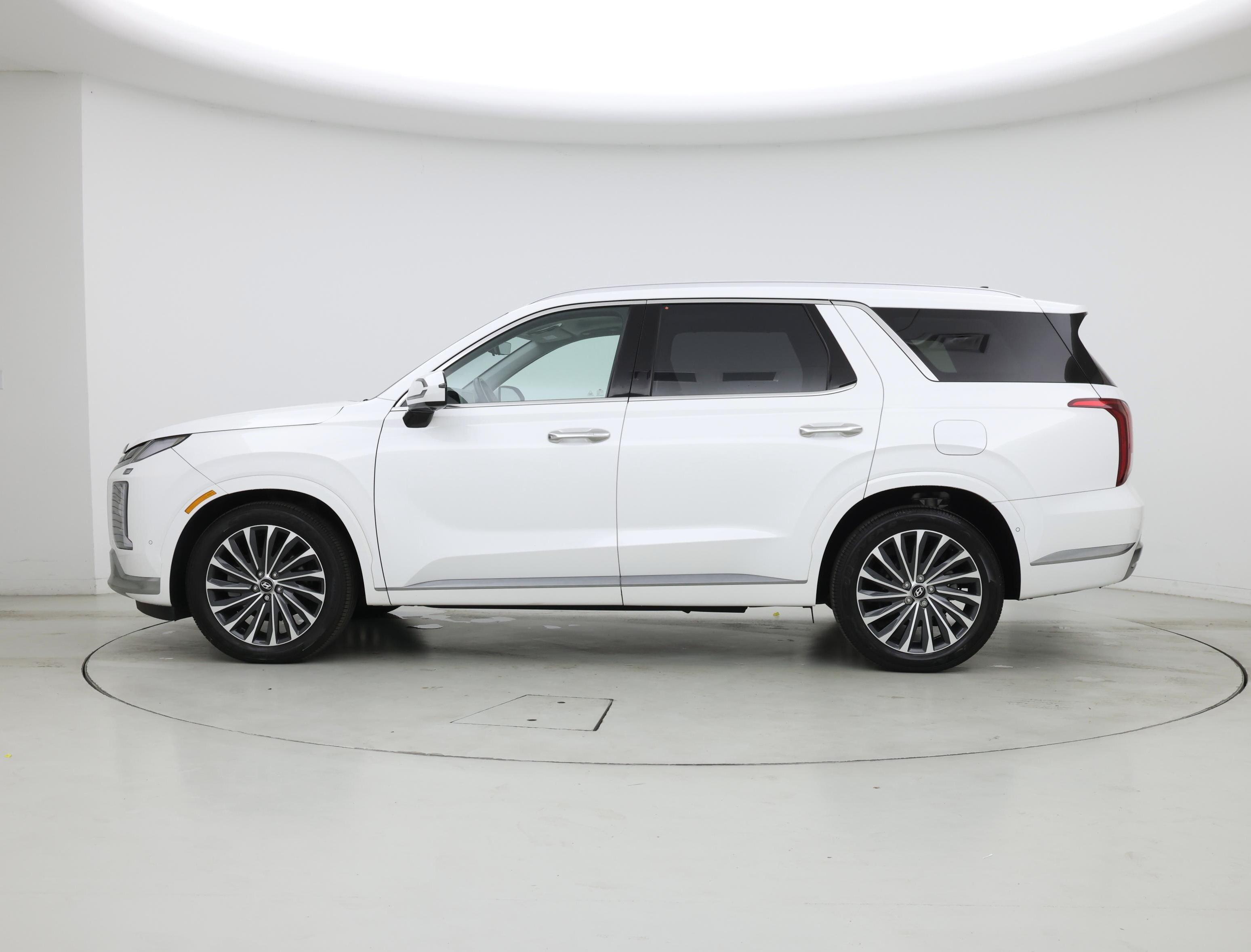 Thumbnail: 2023 Hyundai Palisade - 3