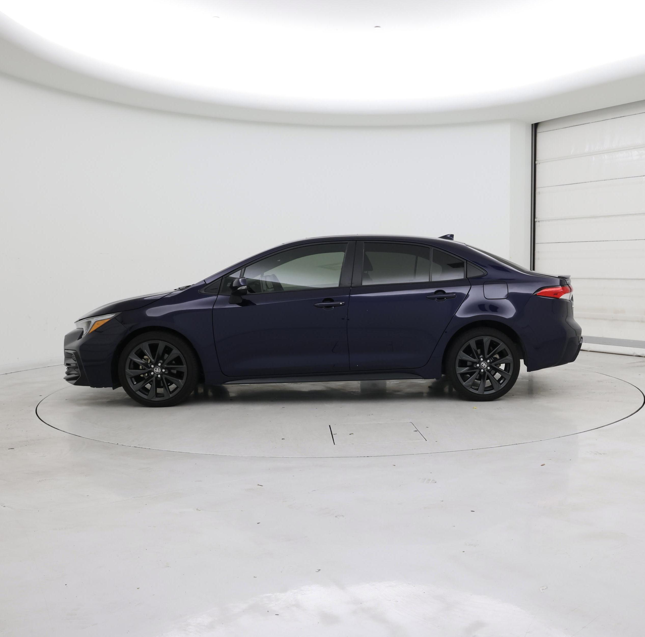 Thumbnail: 2023 Toyota Corolla - 3