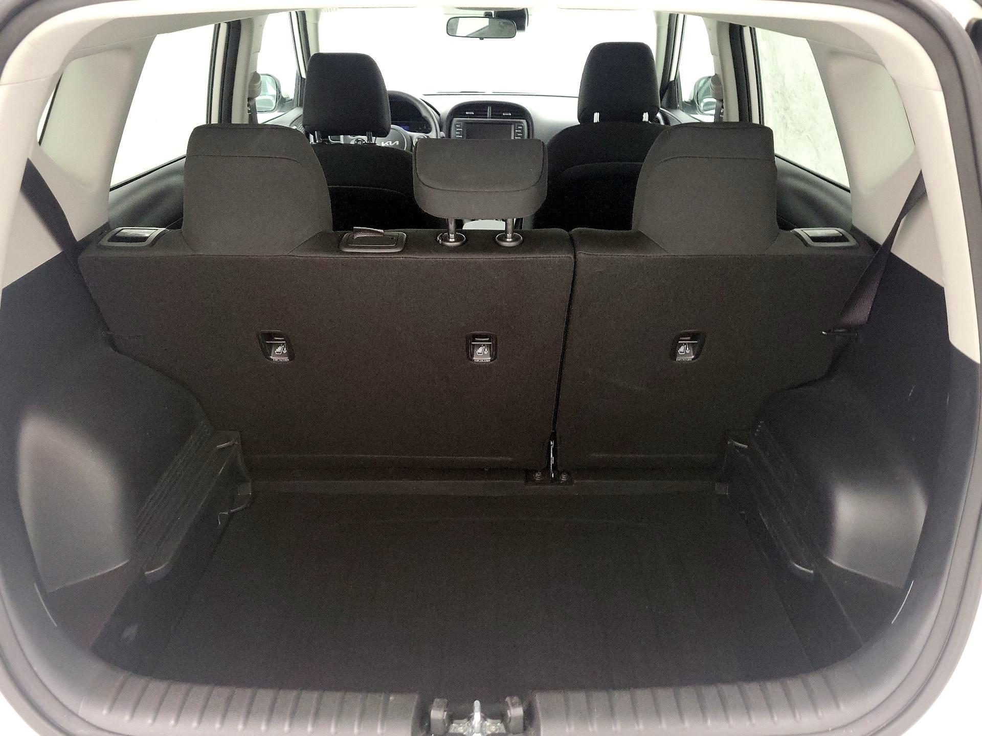 Thumbnail: 2022 Kia Soul - 20