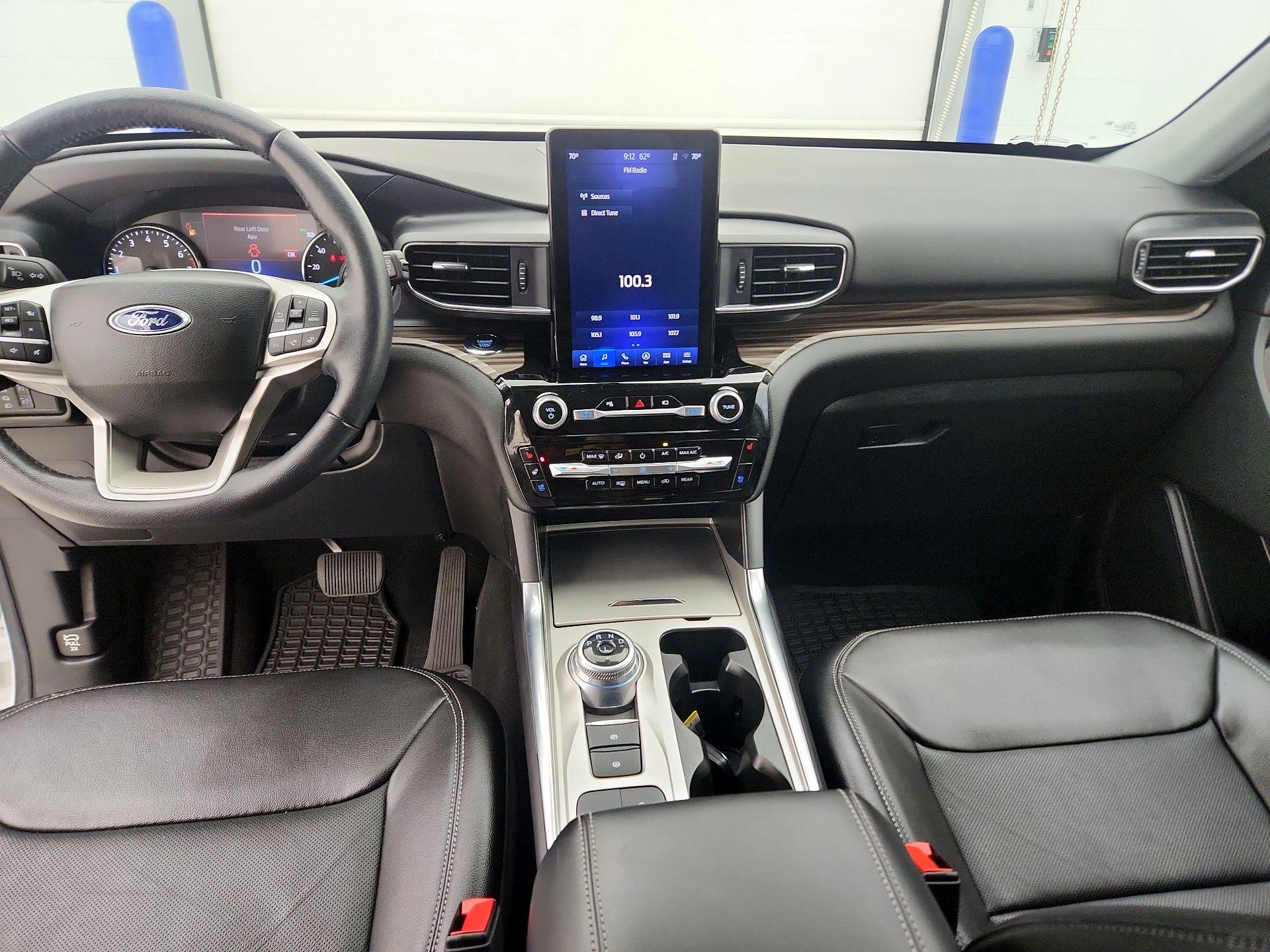 Thumbnail: 2022 Ford Explorer - 9