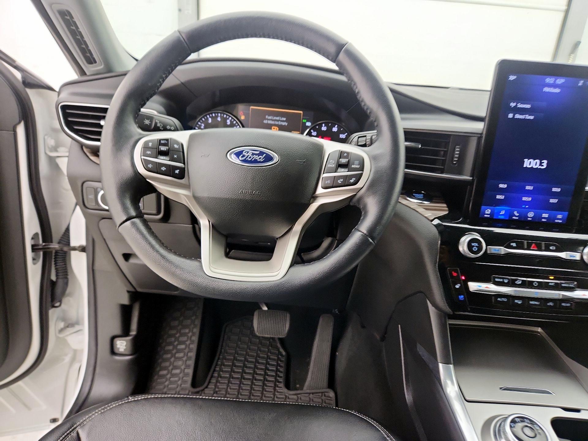 Thumbnail: 2022 Ford Explorer - 10