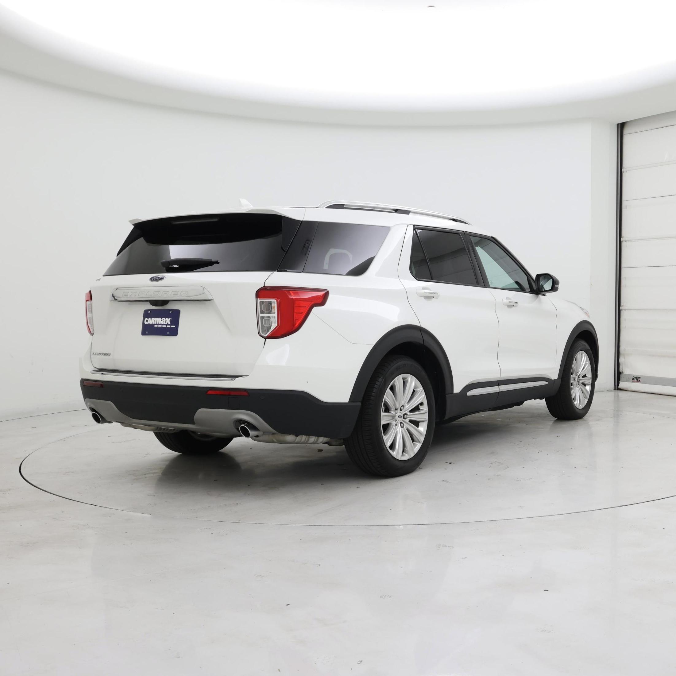 Thumbnail: 2022 Ford Explorer - 8