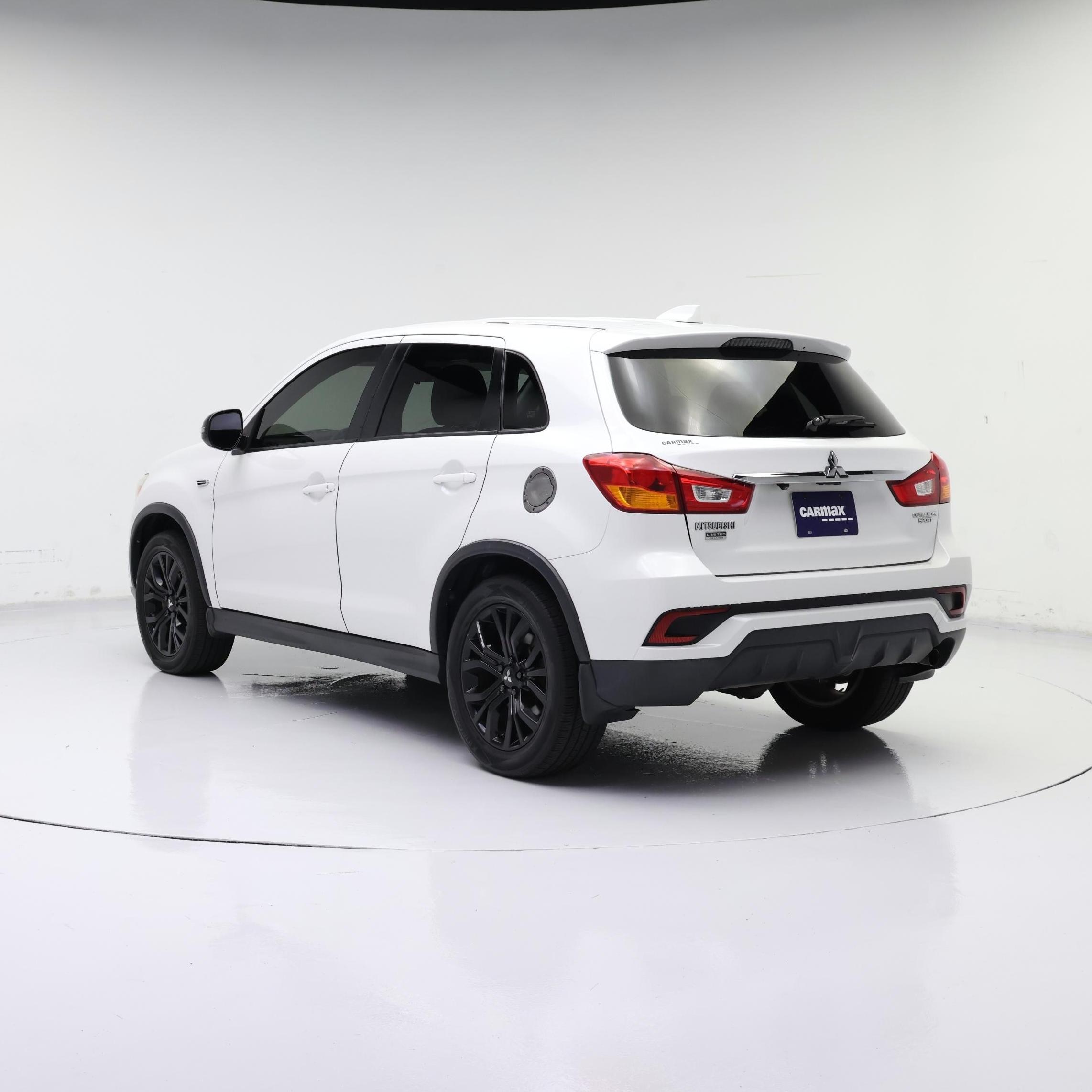 Thumbnail: 2018 Mitsubishi Outlander Sport - 2