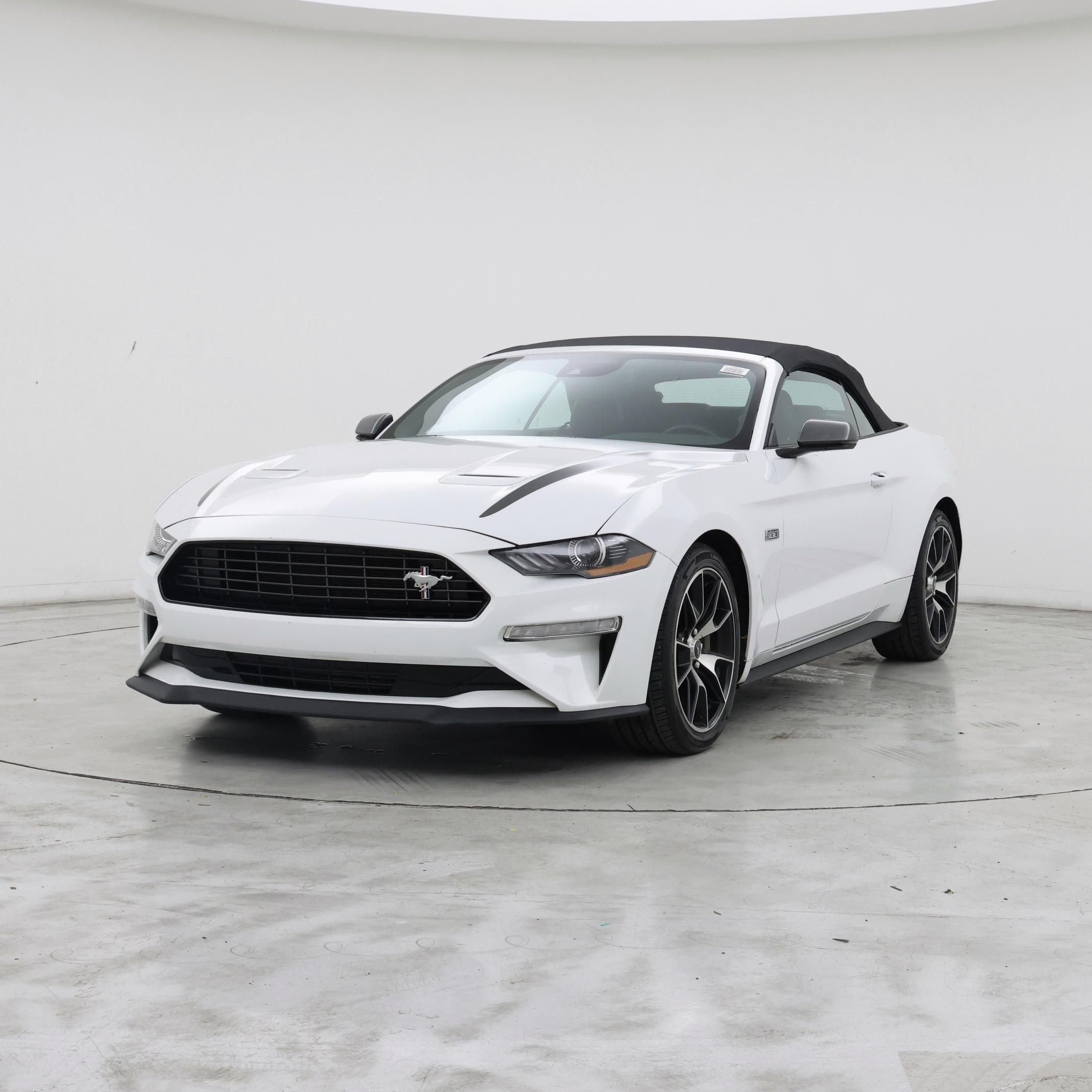 Thumbnail: 2022 Ford Mustang - 4