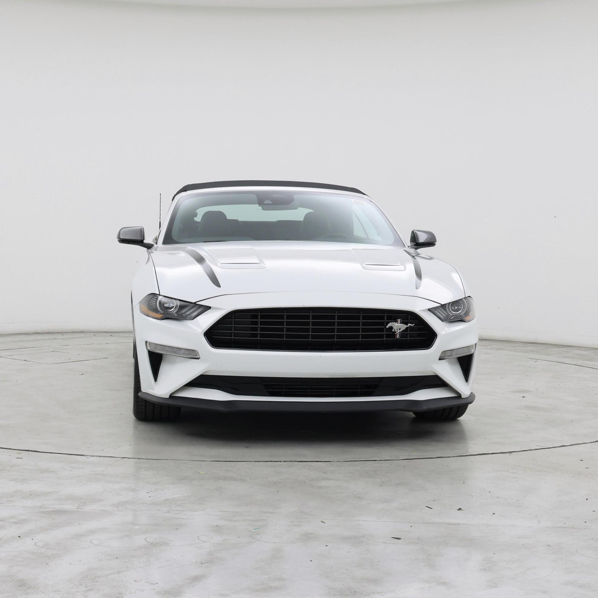 Thumbnail: 2022 Ford Mustang - 5