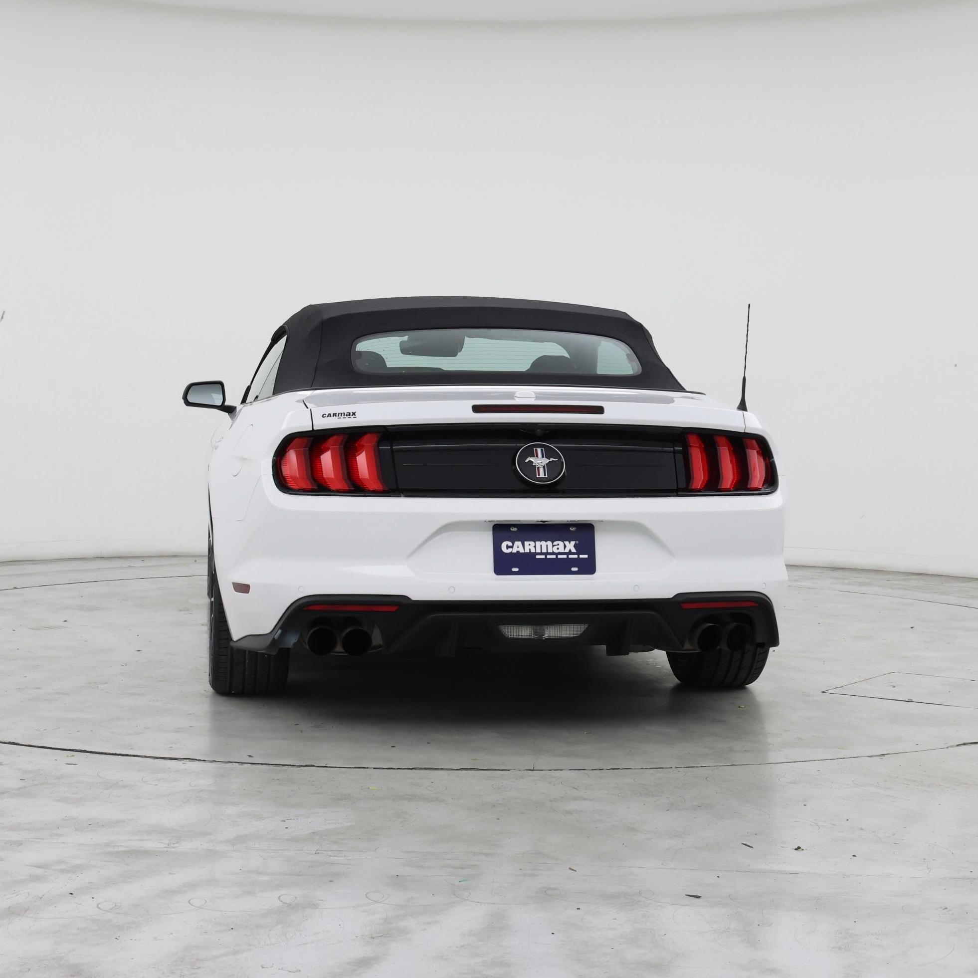 Thumbnail: 2022 Ford Mustang - 6