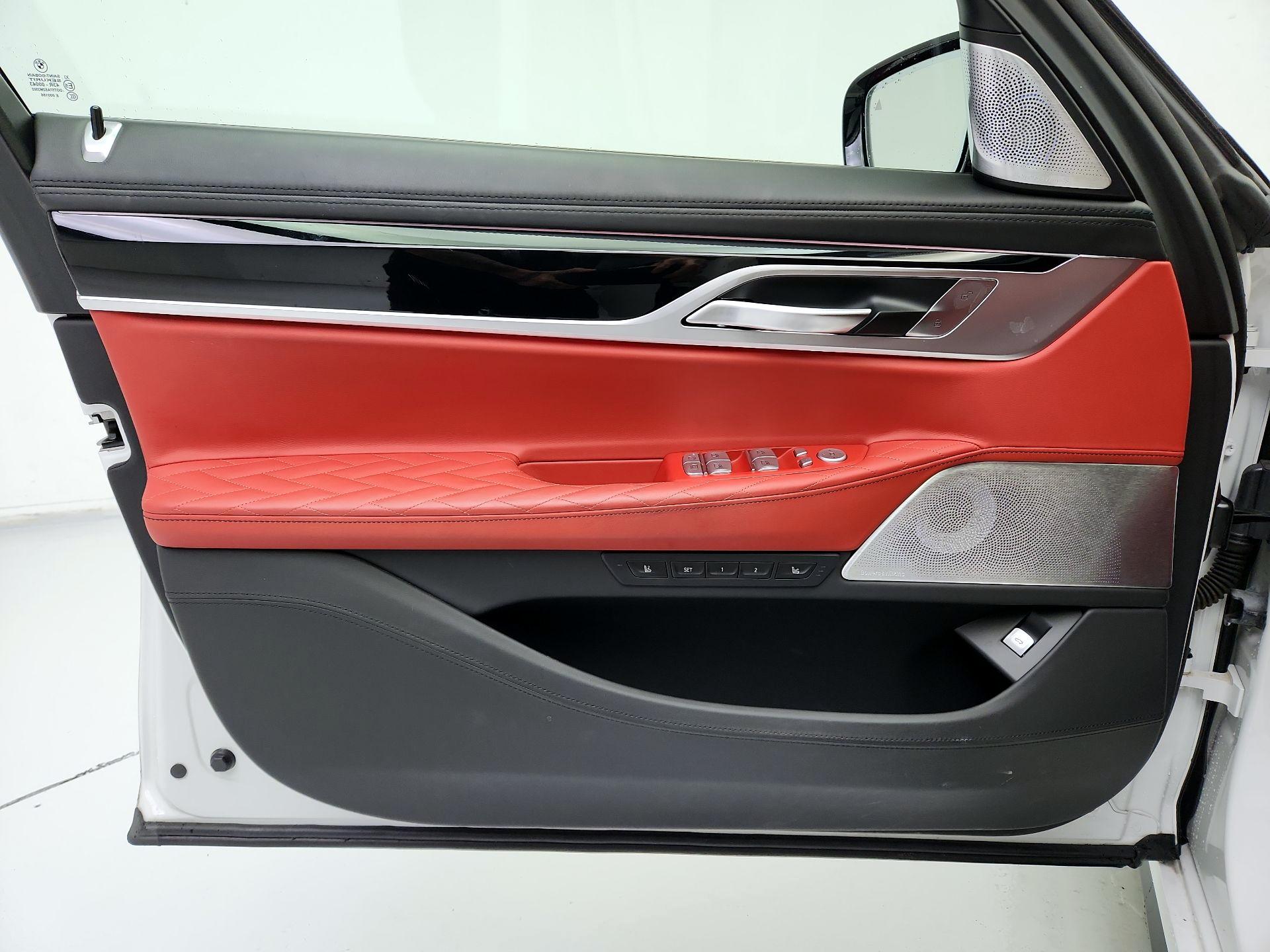 Thumbnail: 2020 BMW 7 Series - 12