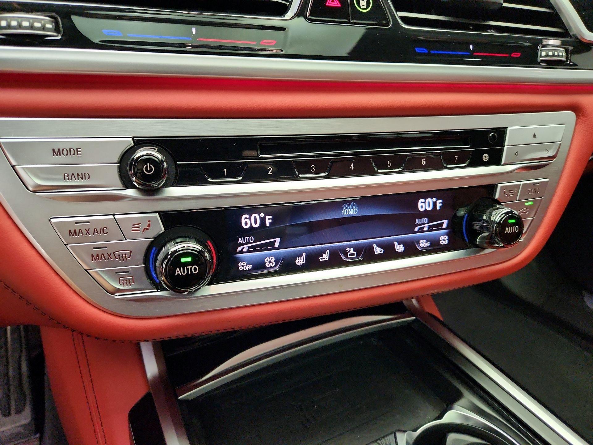 Thumbnail: 2020 BMW 7 Series - 17