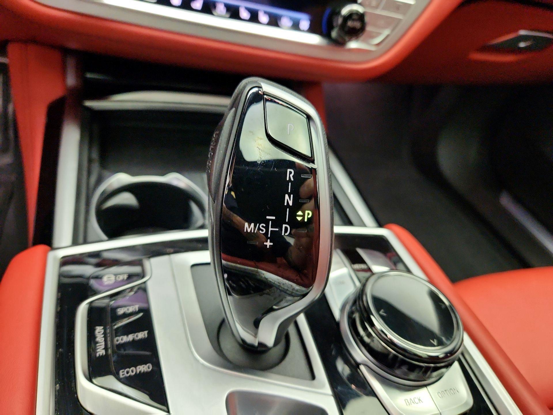 Thumbnail: 2020 BMW 7 Series - 18