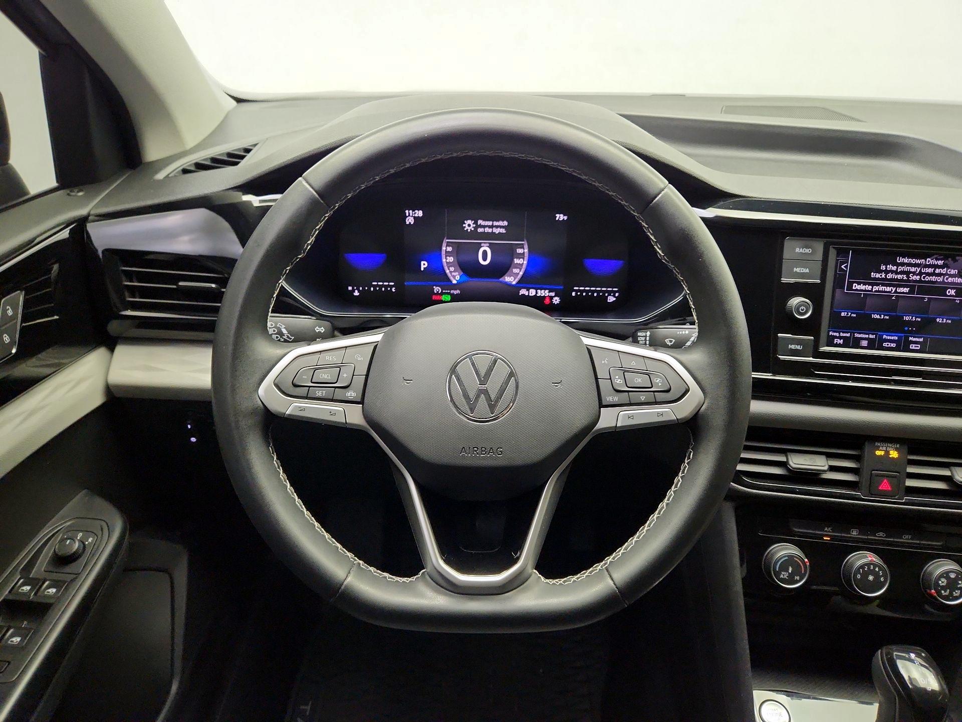 Thumbnail: 2023 Volkswagen Taos - 10
