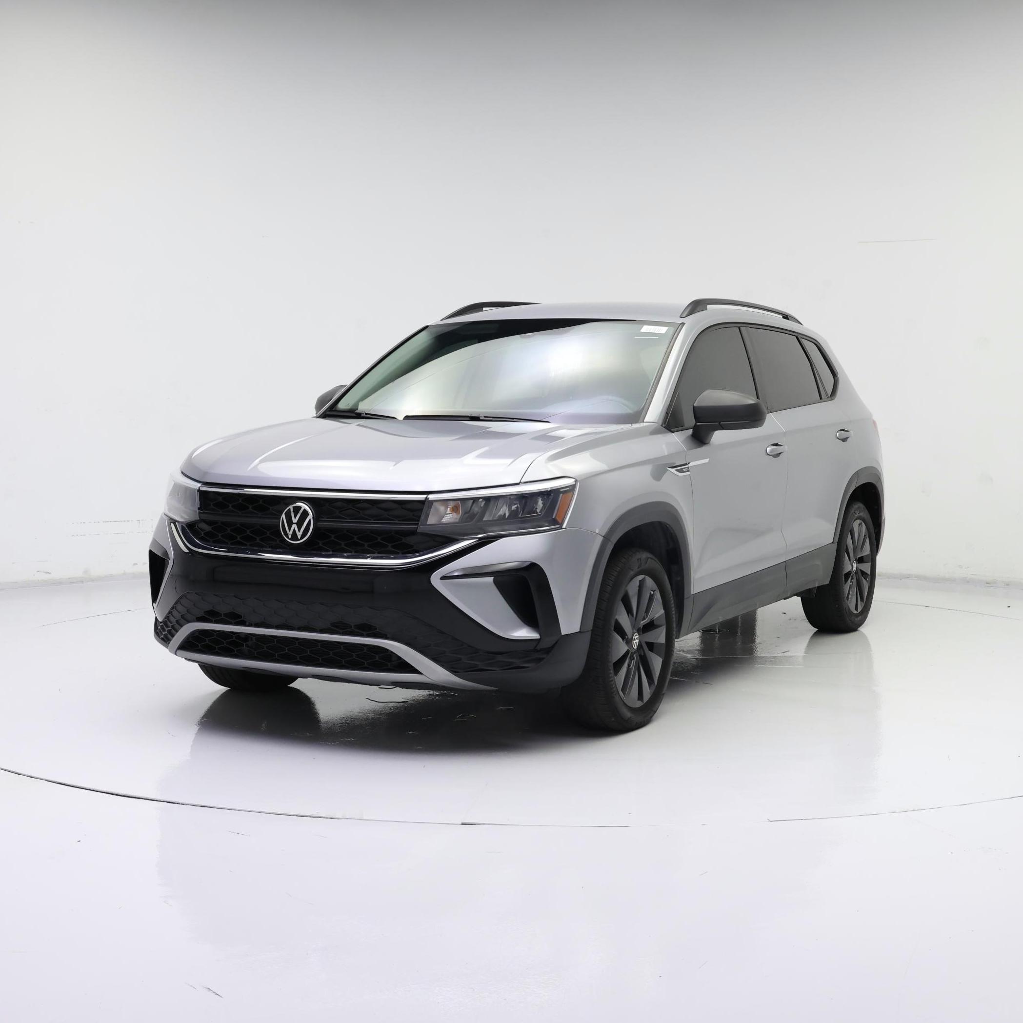 Thumbnail: 2023 Volkswagen Taos - 4