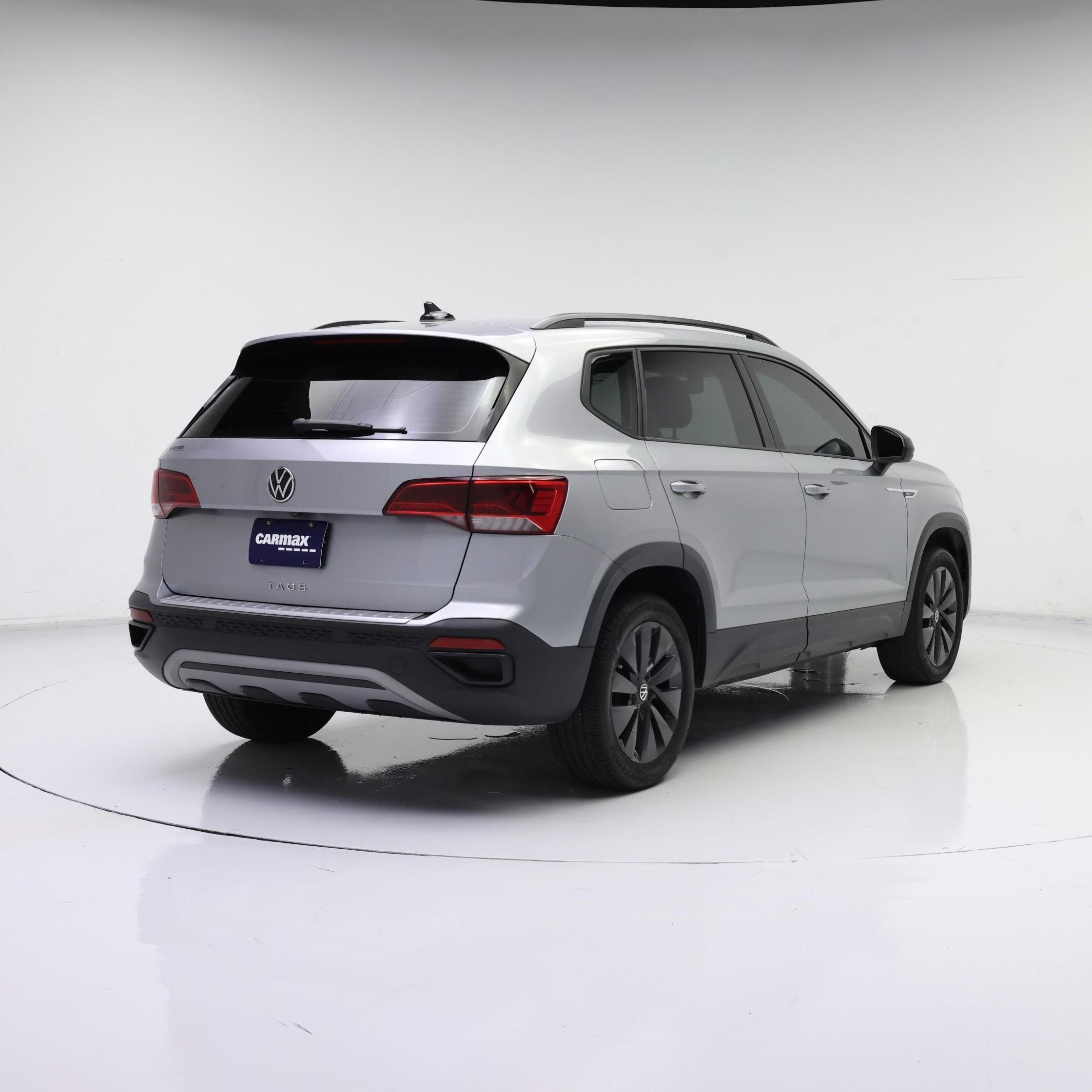 Thumbnail: 2023 Volkswagen Taos - 8