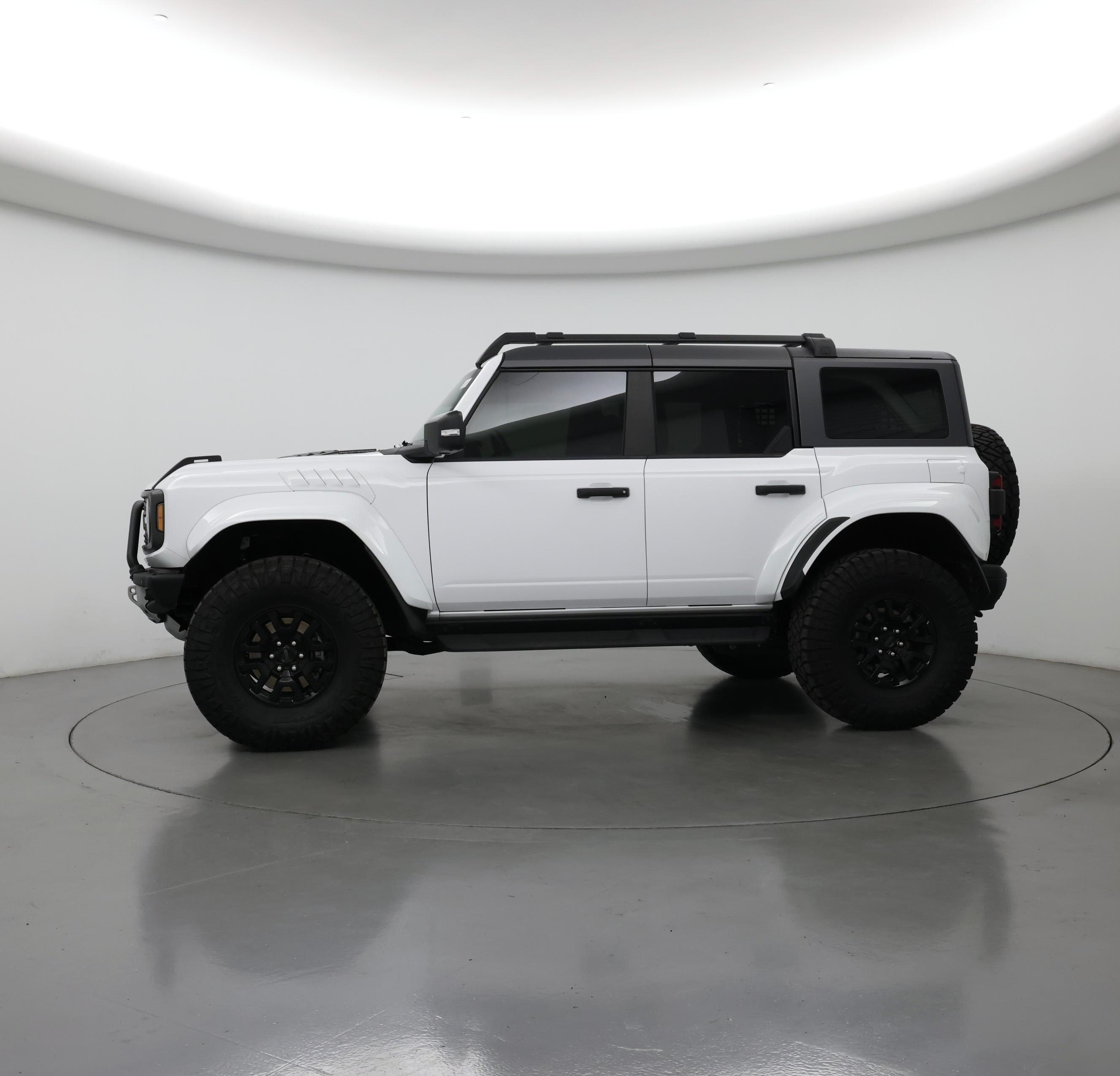 Thumbnail: 2024 Ford Bronco - 3