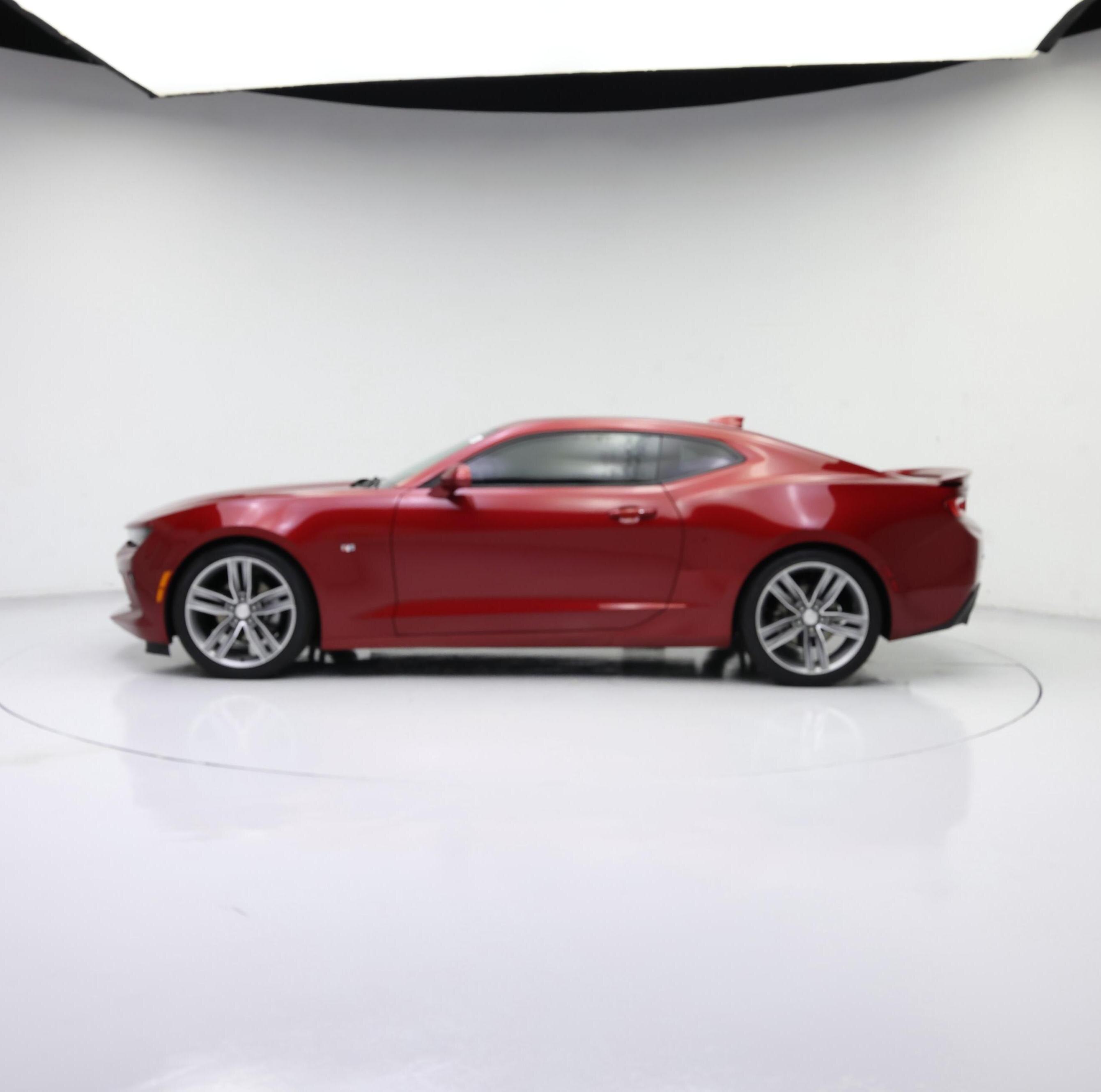 Thumbnail: 2017 Chevrolet Camaro - 3