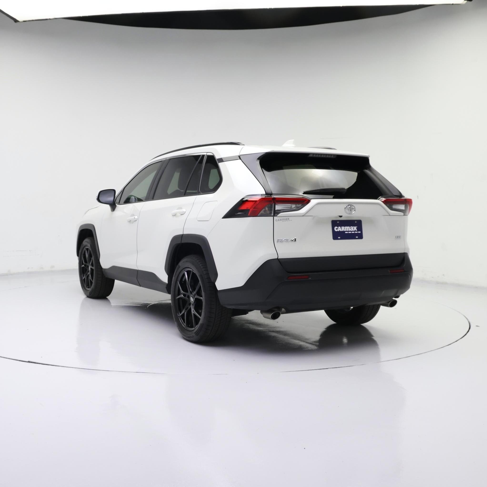 Thumbnail: 2021 Toyota RAV4 - 2