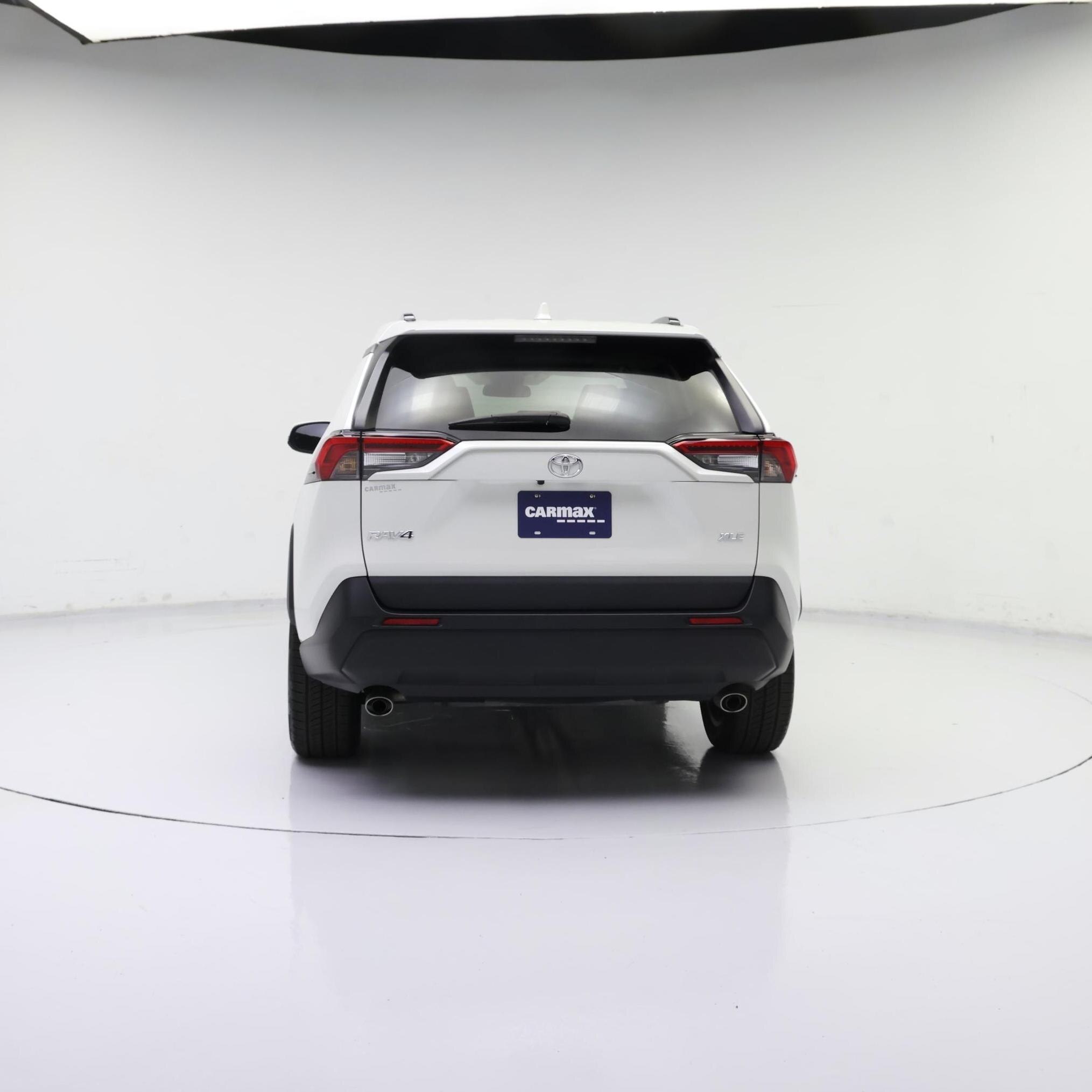 Thumbnail: 2021 Toyota RAV4 - 6