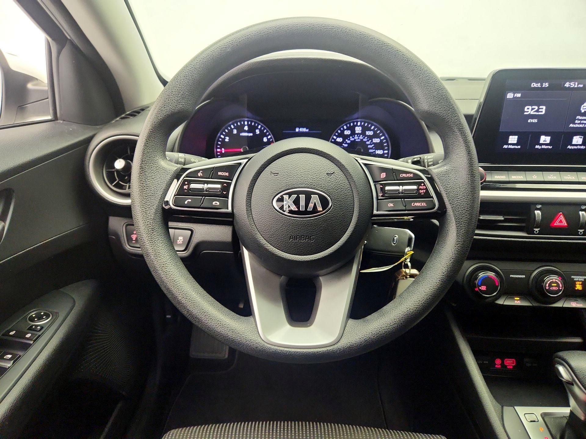 Thumbnail: 2020 Kia Forte - 10