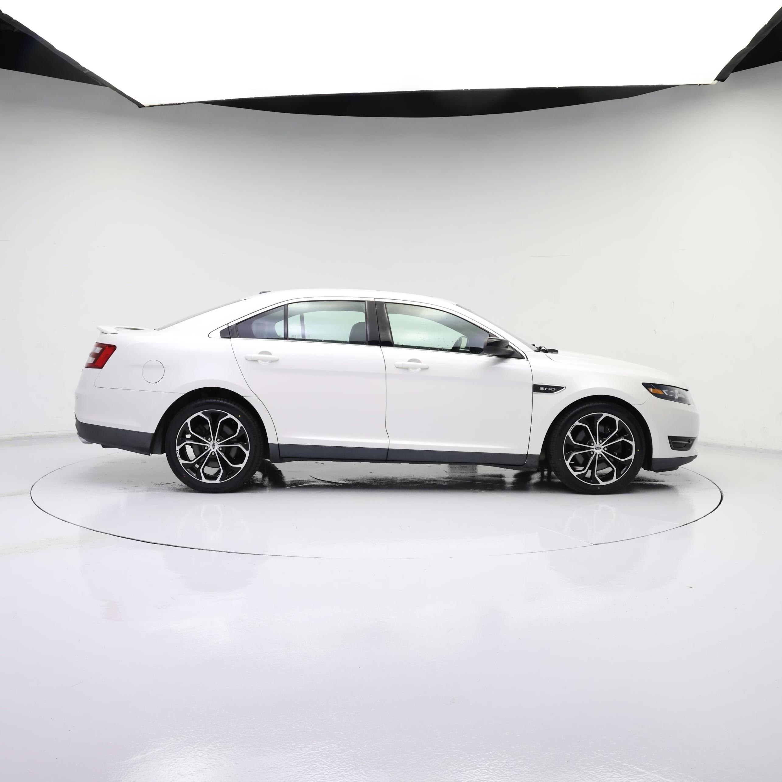 Thumbnail: 2015 Ford Taurus - 7