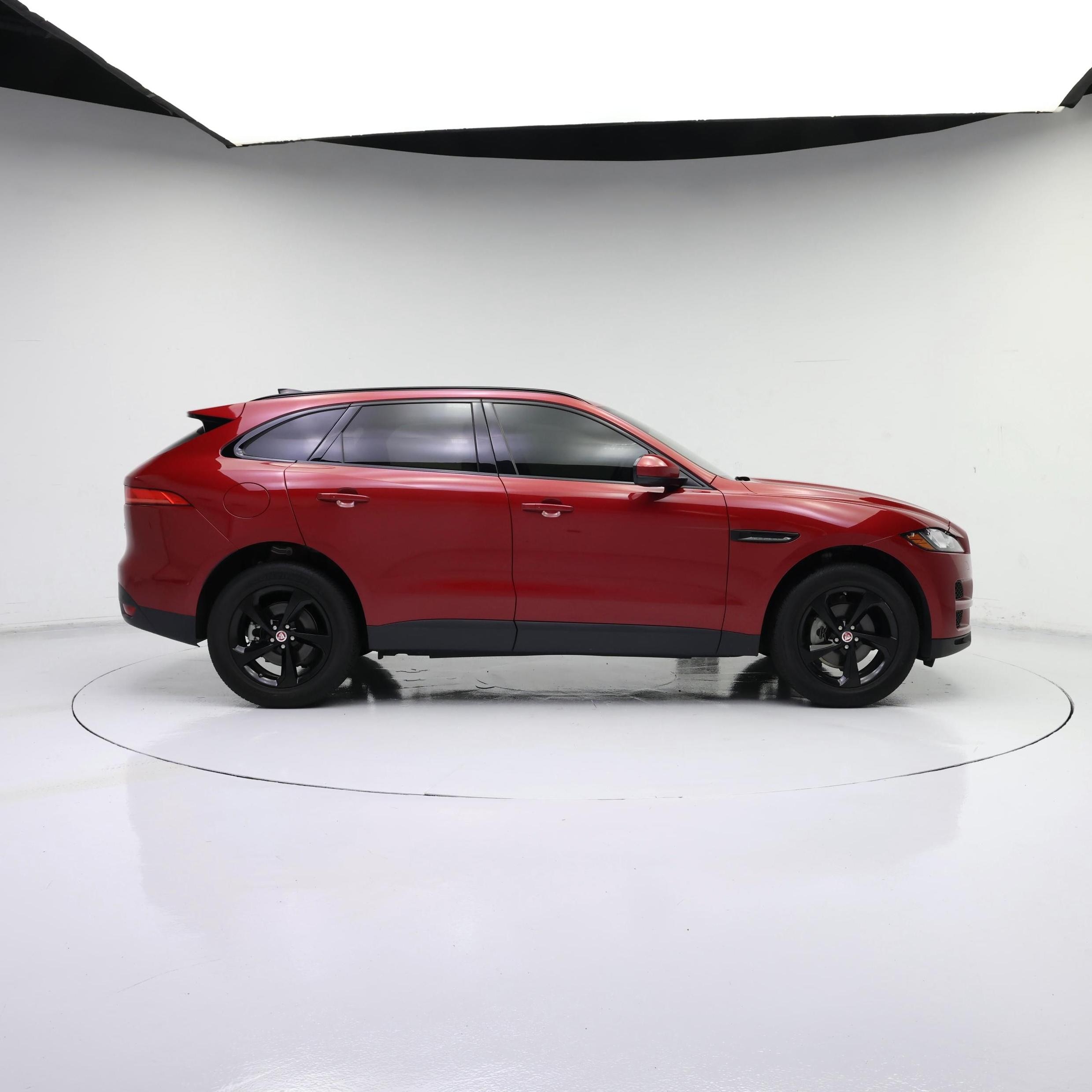 Thumbnail: 2020 Jaguar F-Pace - 7