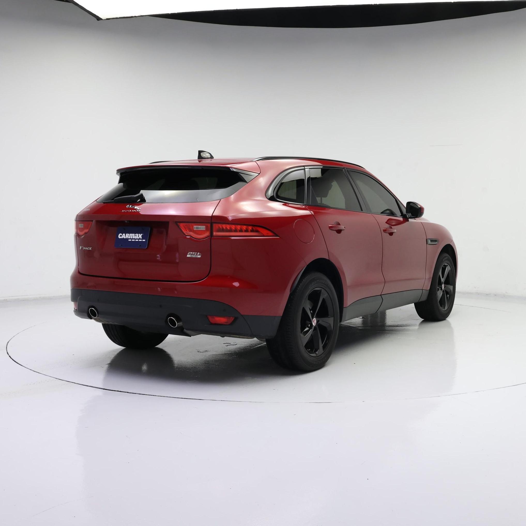 Thumbnail: 2020 Jaguar F-Pace - 8