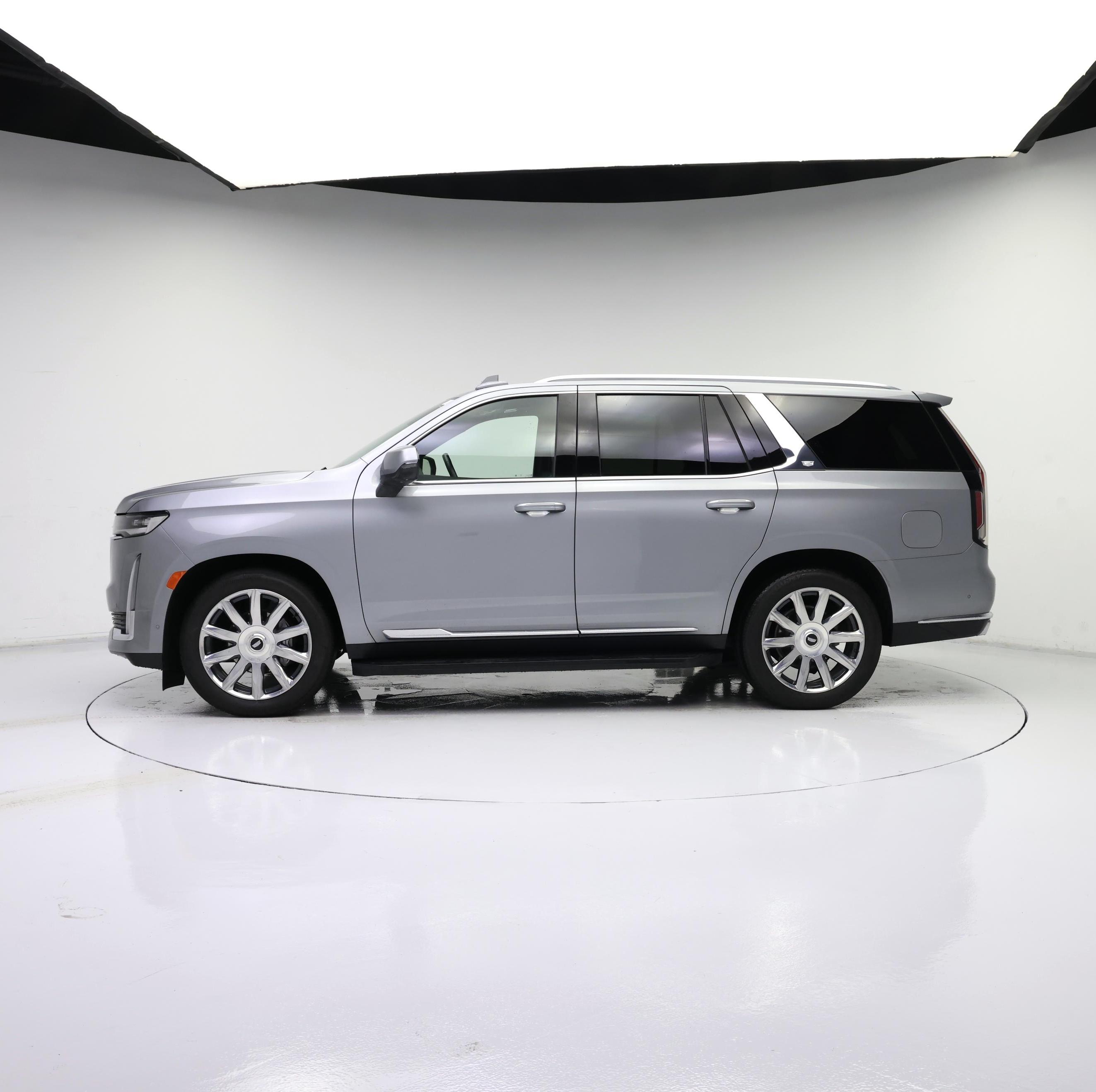 Thumbnail: 2024 Cadillac Escalade - 3