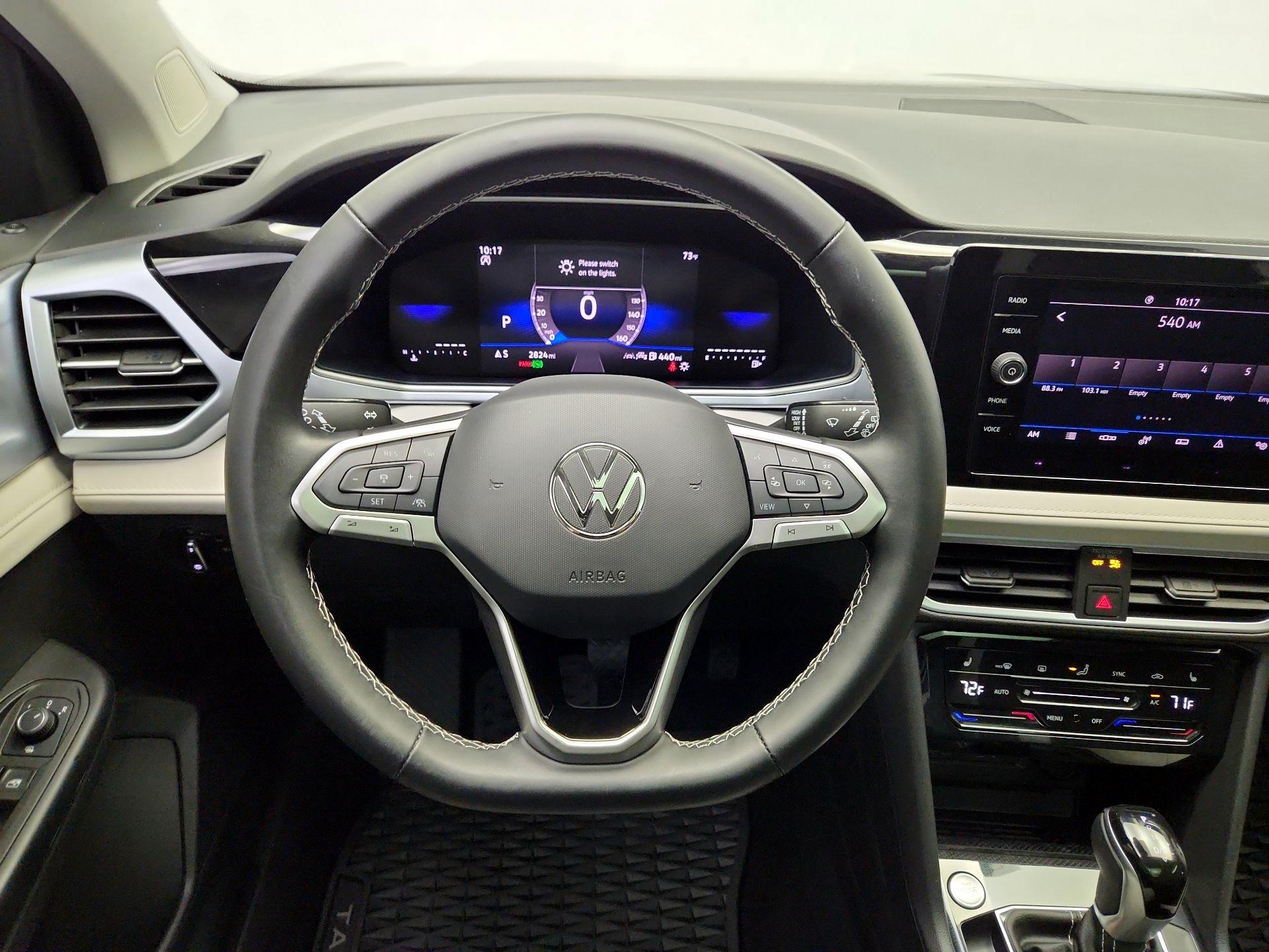 Thumbnail: 2025 Volkswagen Taos - 10