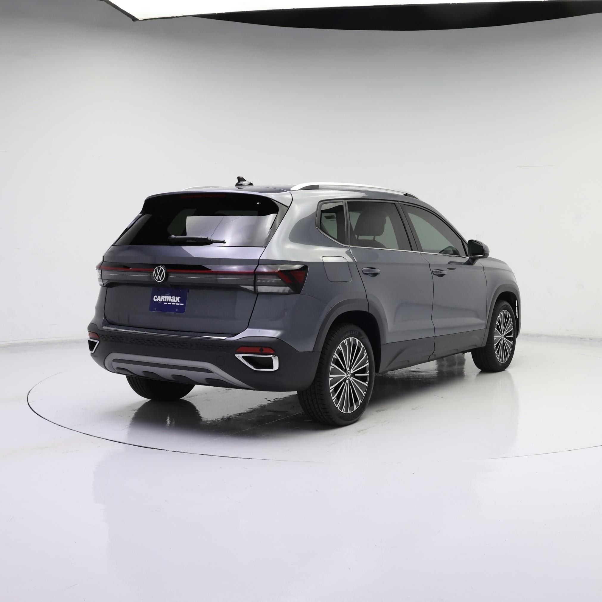 Thumbnail: 2025 Volkswagen Taos - 8