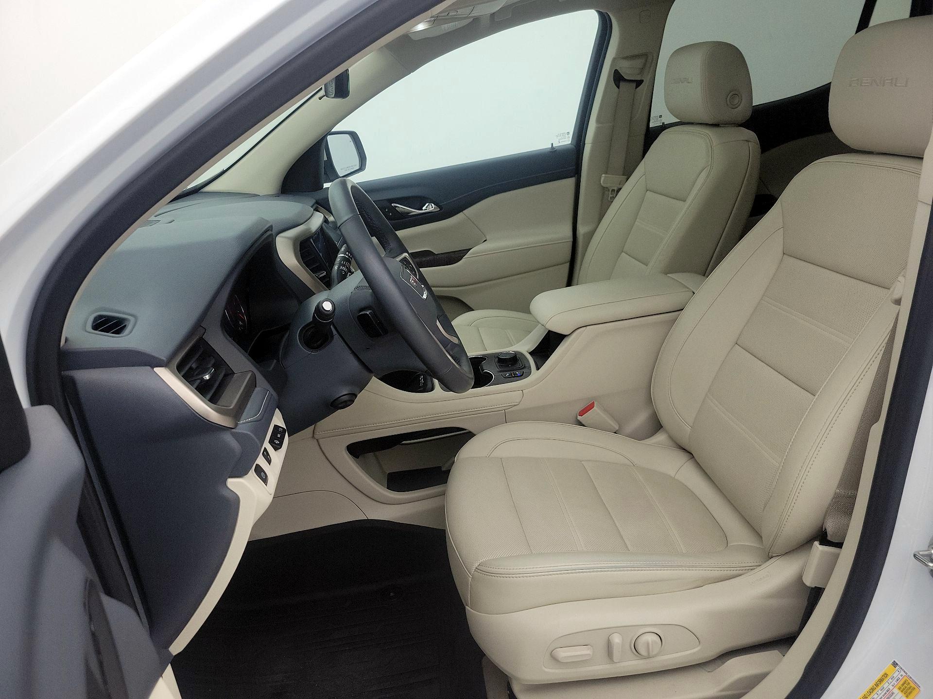 Thumbnail: 2023 GMC Acadia - 11