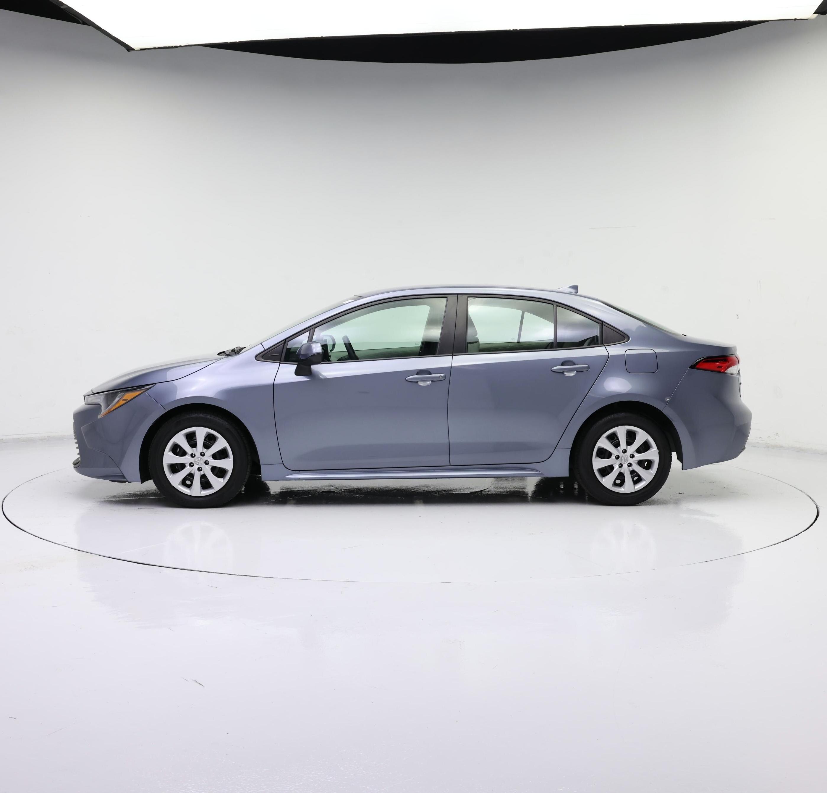 Thumbnail: 2024 Toyota Corolla - 3