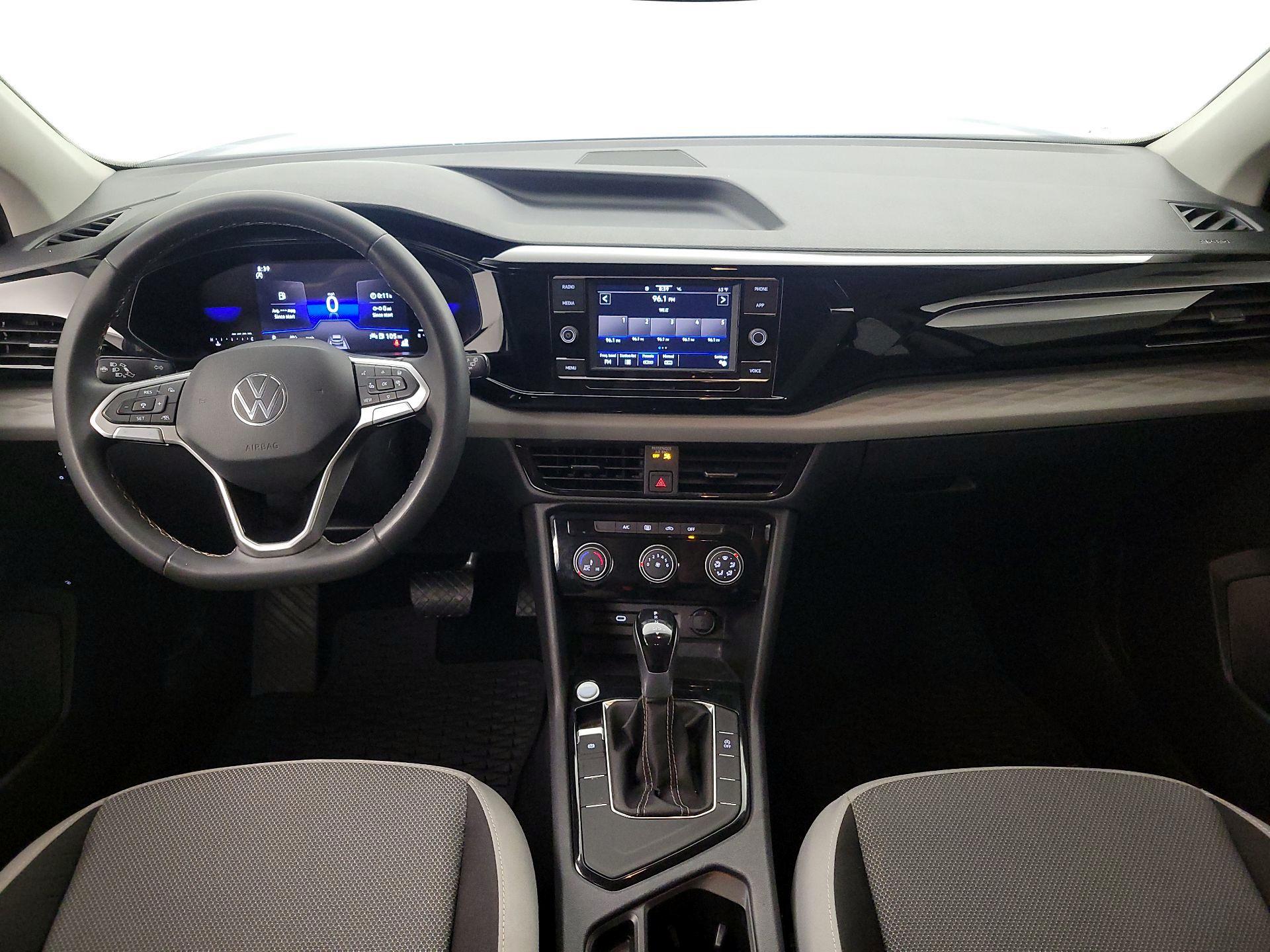 Thumbnail: 2023 Volkswagen Taos - 9