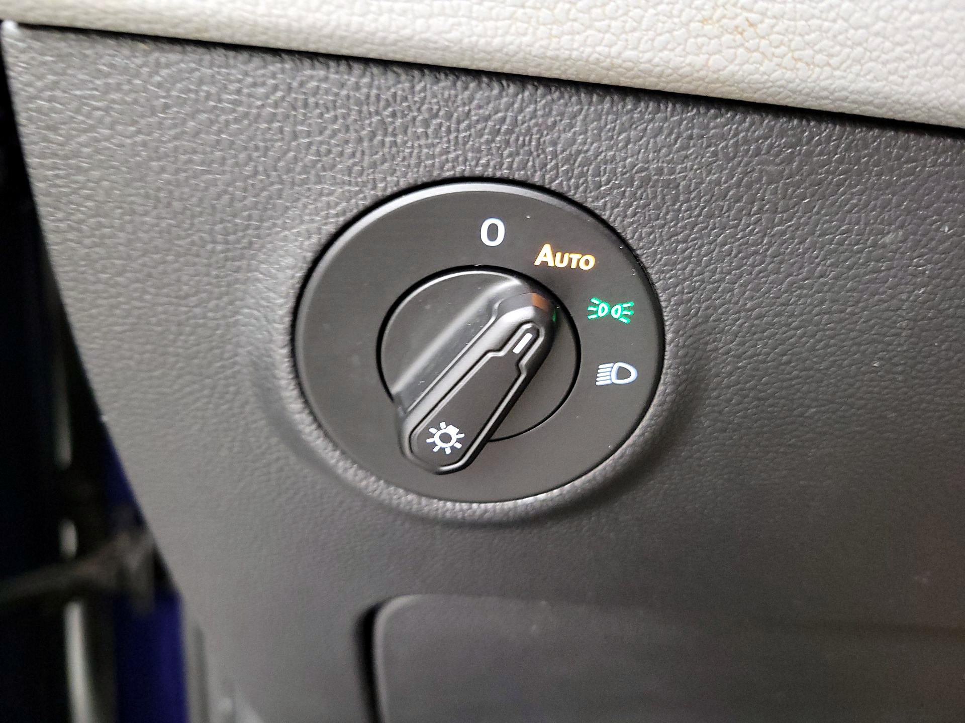 Thumbnail: 2023 Volkswagen Taos - 13