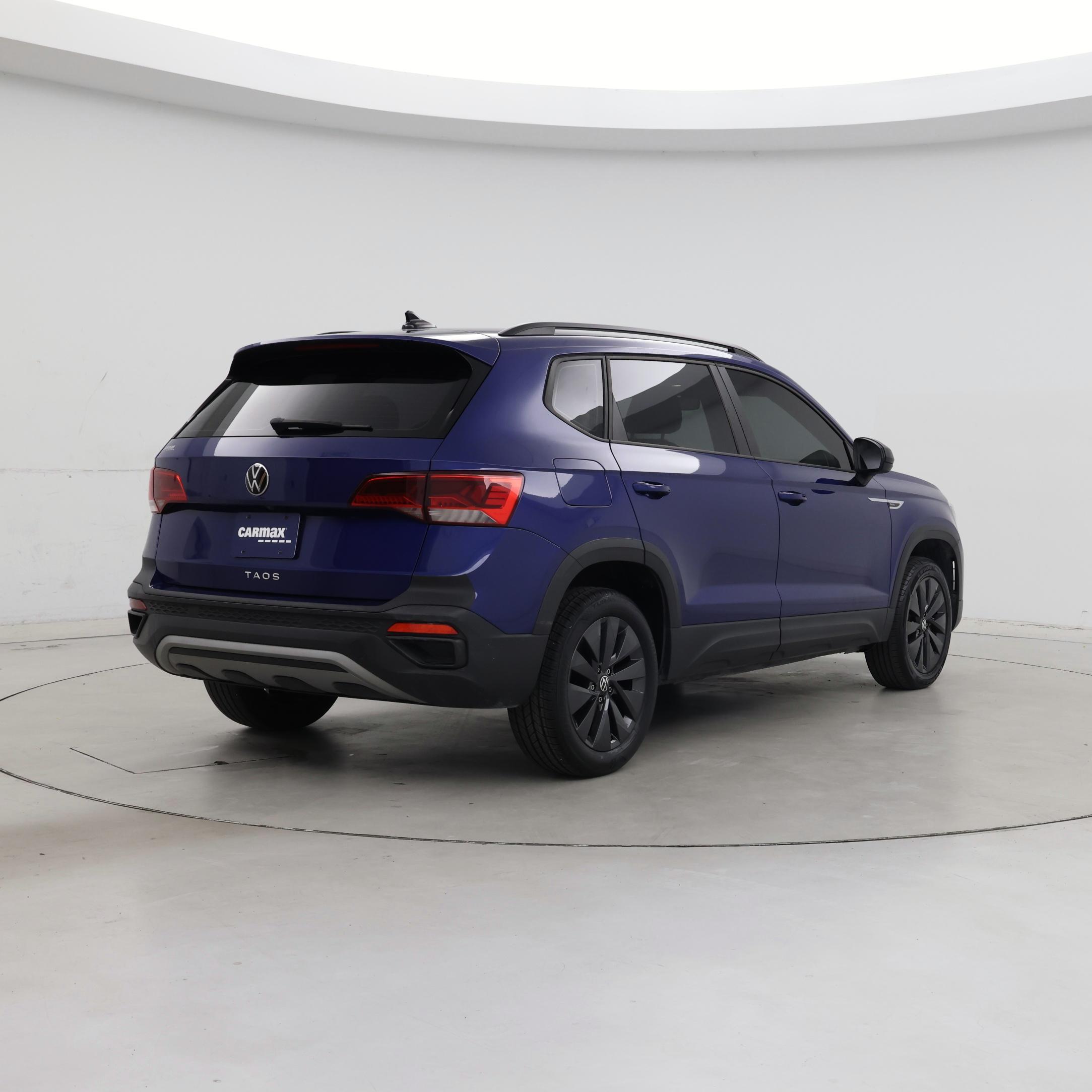 Thumbnail: 2023 Volkswagen Taos - 8