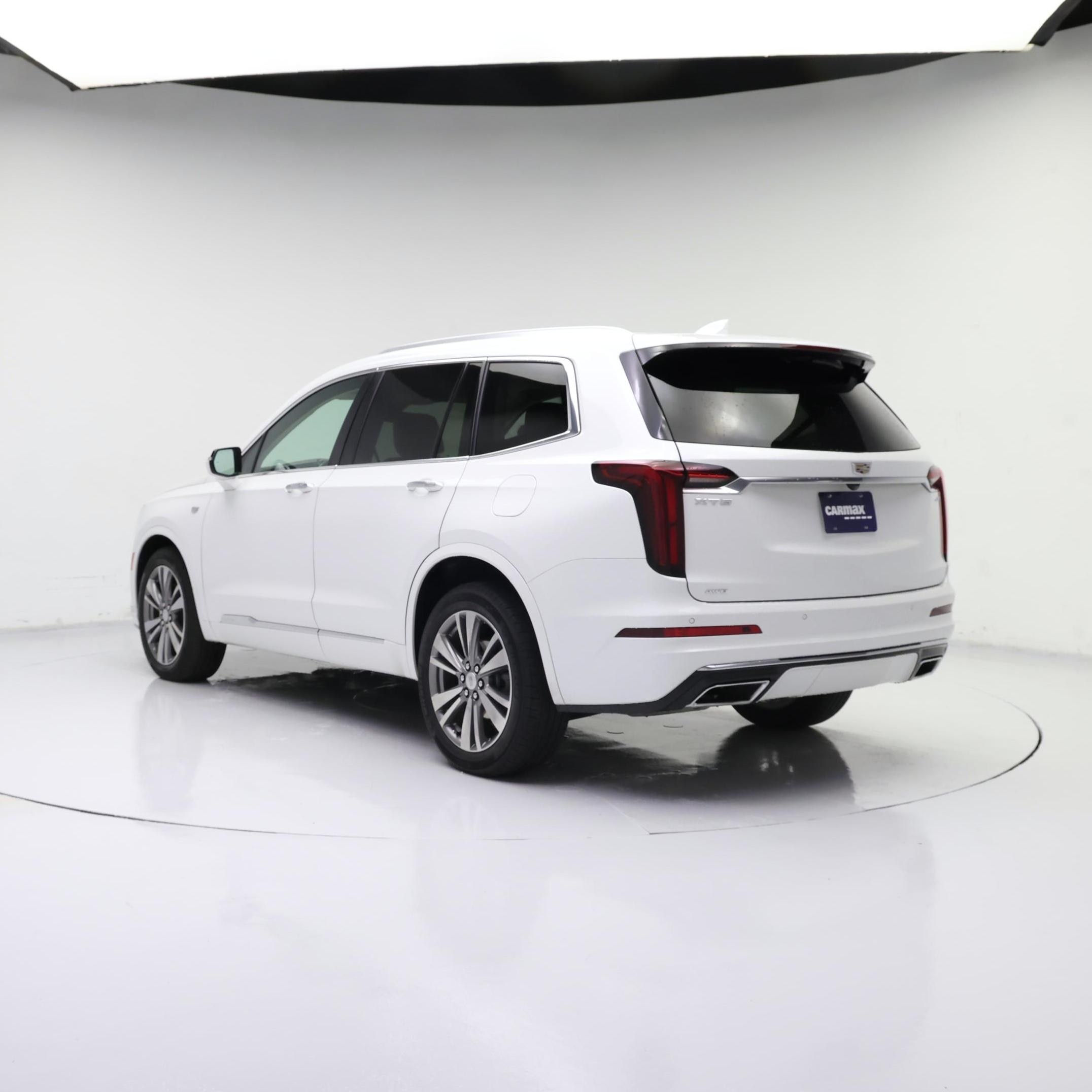 Thumbnail: 2021 Cadillac XT6 - 2