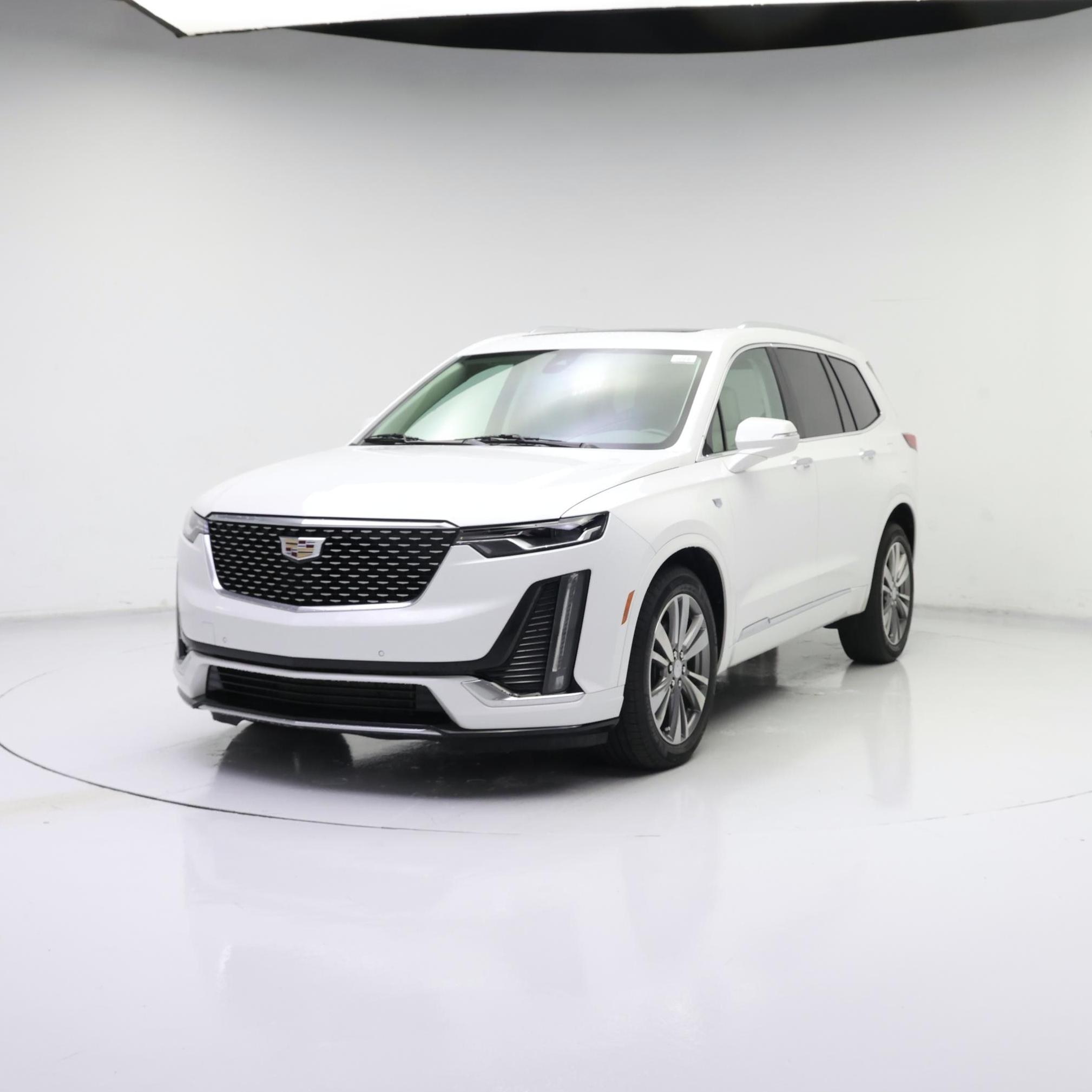 Thumbnail: 2021 Cadillac XT6 - 4