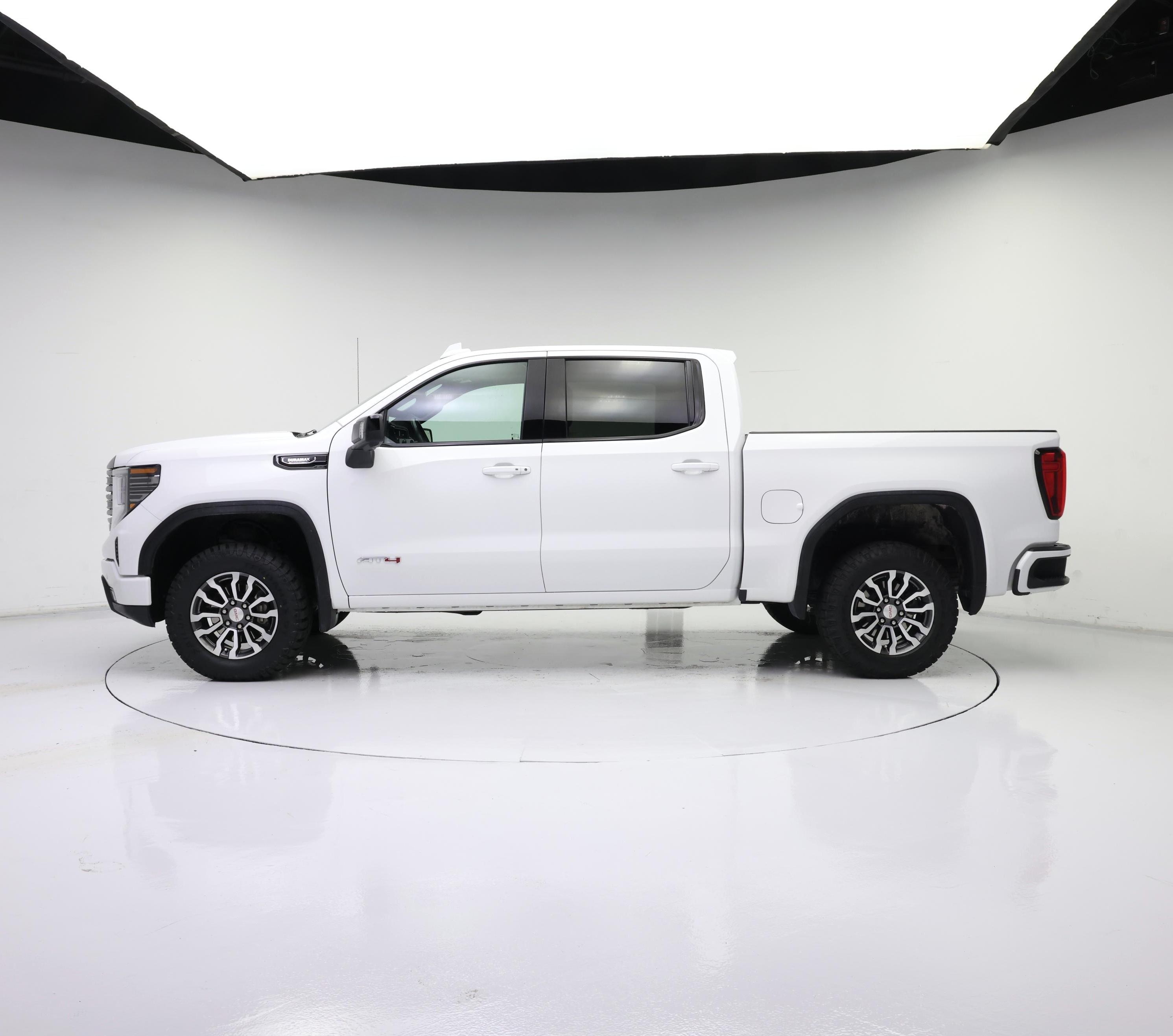 Thumbnail: 2023 GMC Sierra 1500 - 3