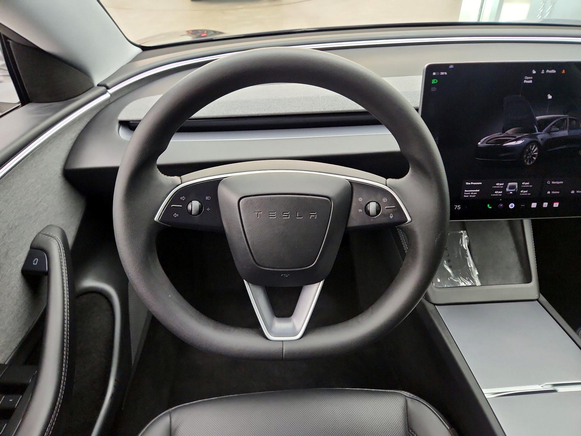 Thumbnail: 2025 Tesla Model 3 - 10