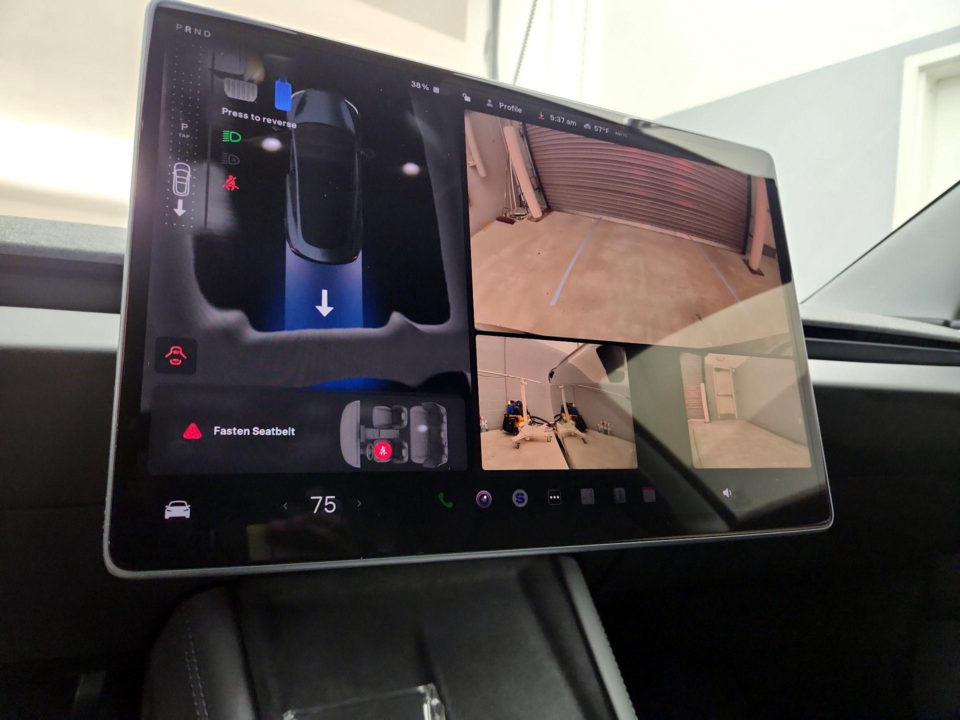 Thumbnail: 2025 Tesla Model 3 - 14