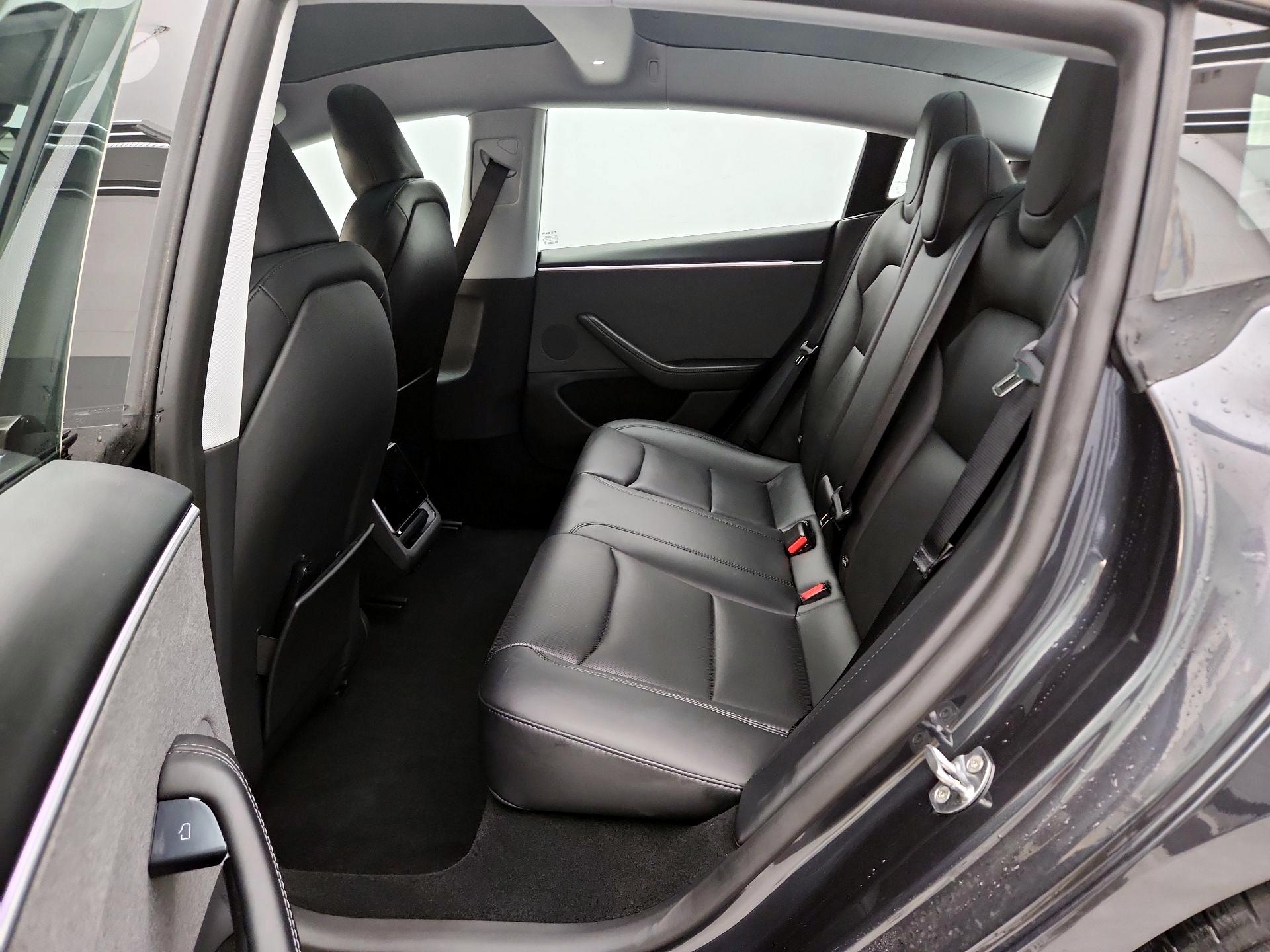 Thumbnail: 2025 Tesla Model 3 - 18