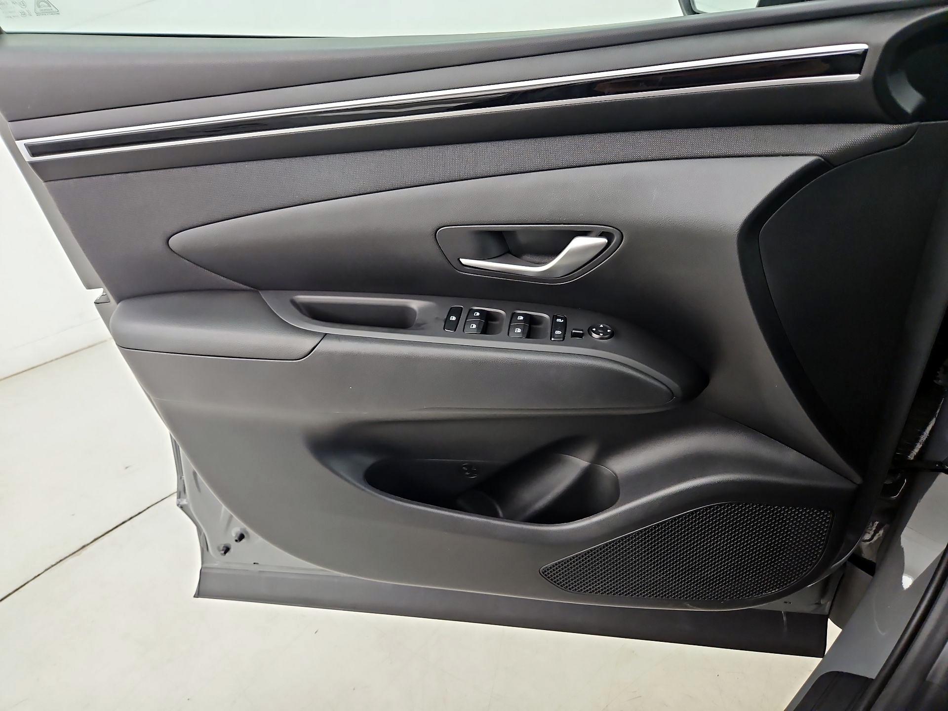 Thumbnail: 2024 Hyundai Tucson - 12